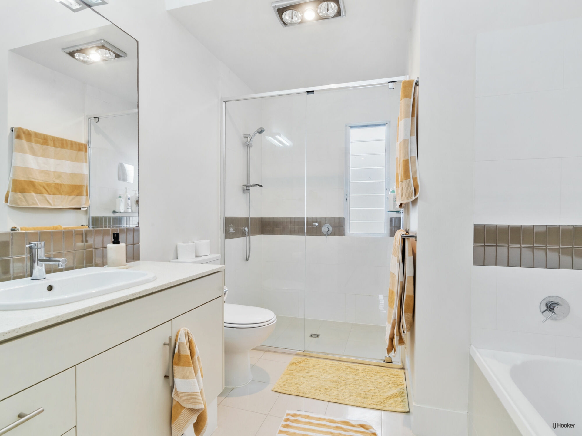 3/4 Border Drive North, CURRUMBIN WATERS