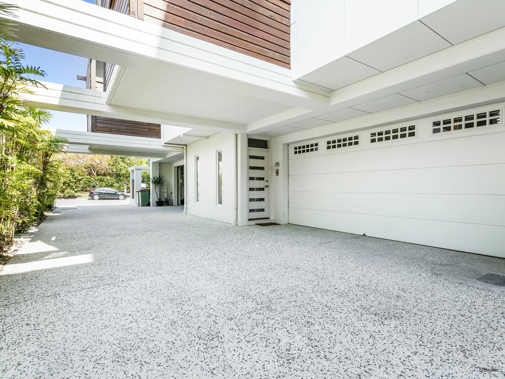 2/27 Burleigh Street, BURLEIGH HEADS
