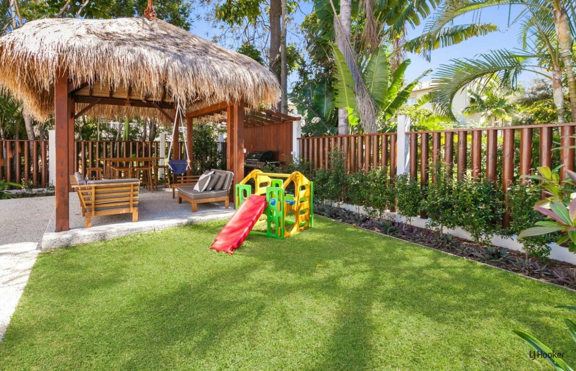 2/27 Burleigh Street, BURLEIGH HEADS