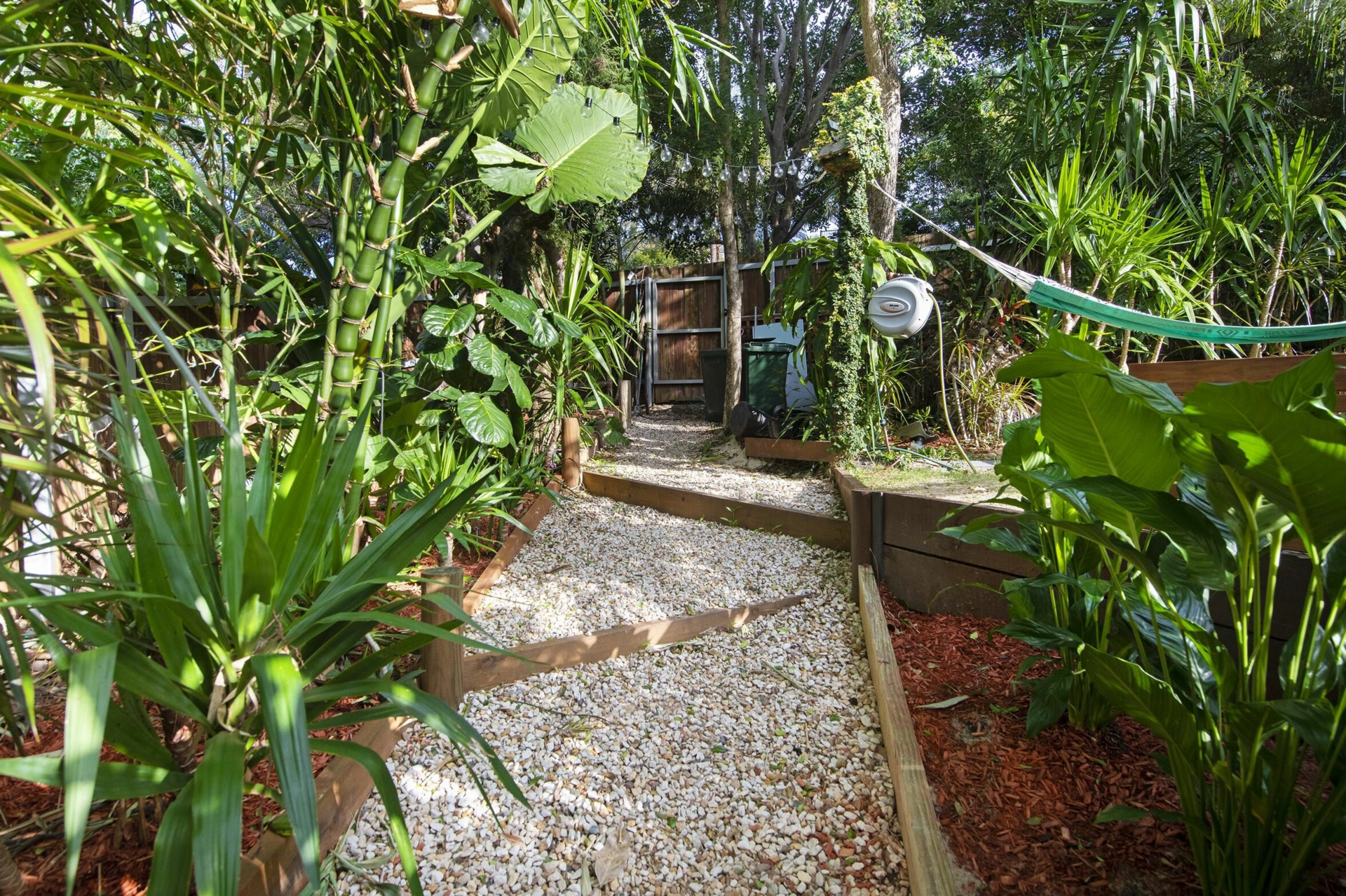 2075/1 Ocean Street, BURLEIGH HEADS