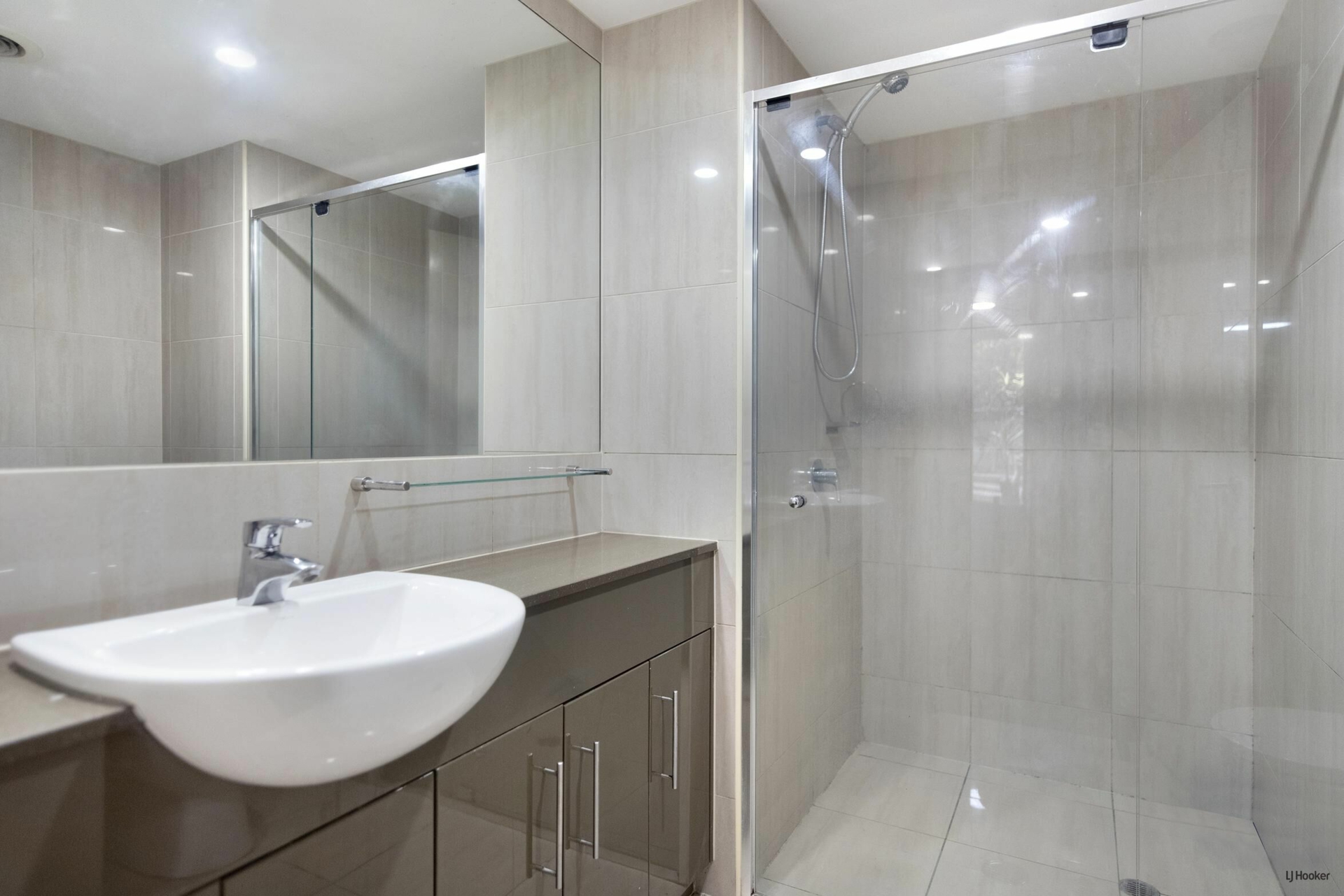 2075/1 Ocean Street, BURLEIGH HEADS