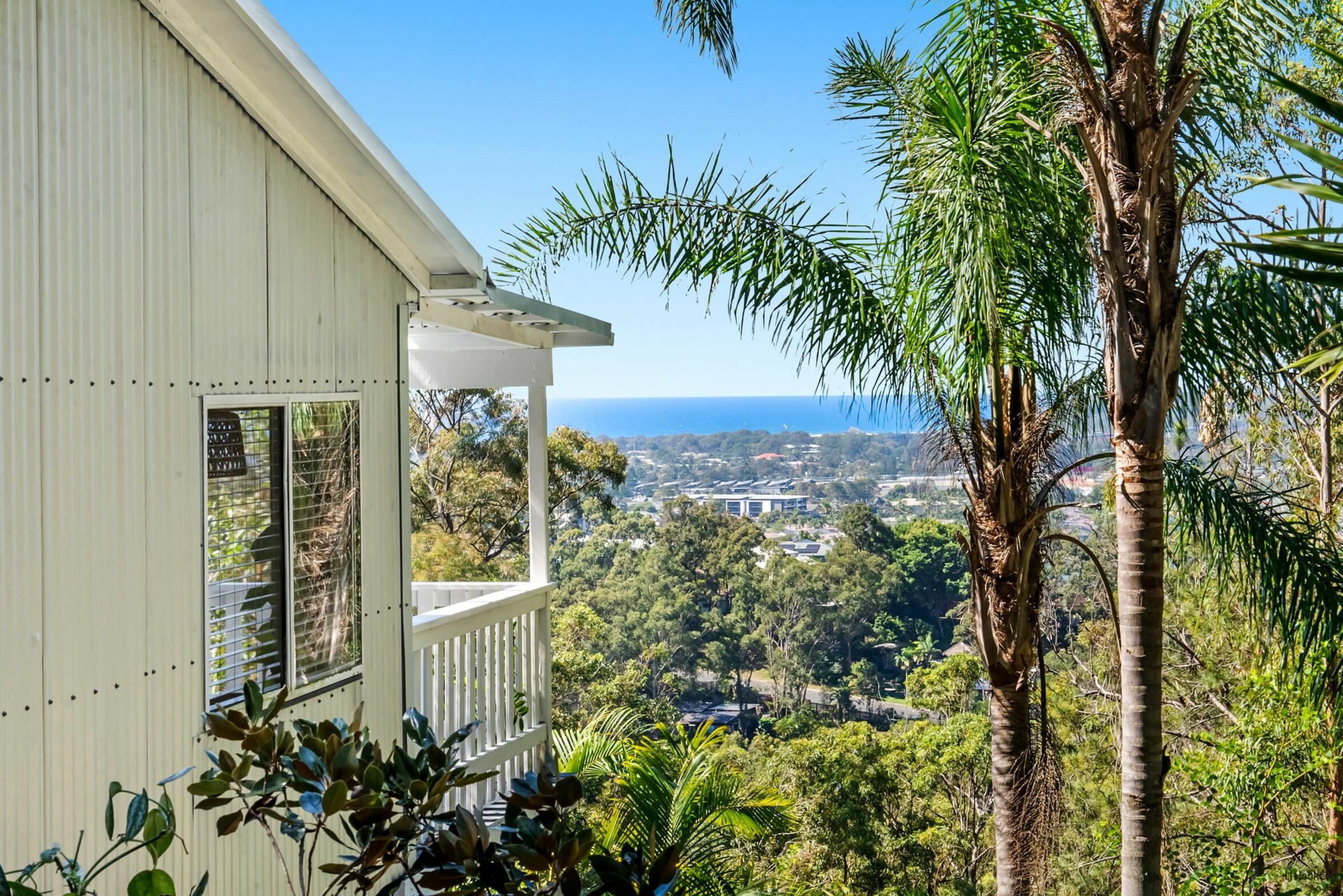 3/11 Snape Court, CURRUMBIN WATERS