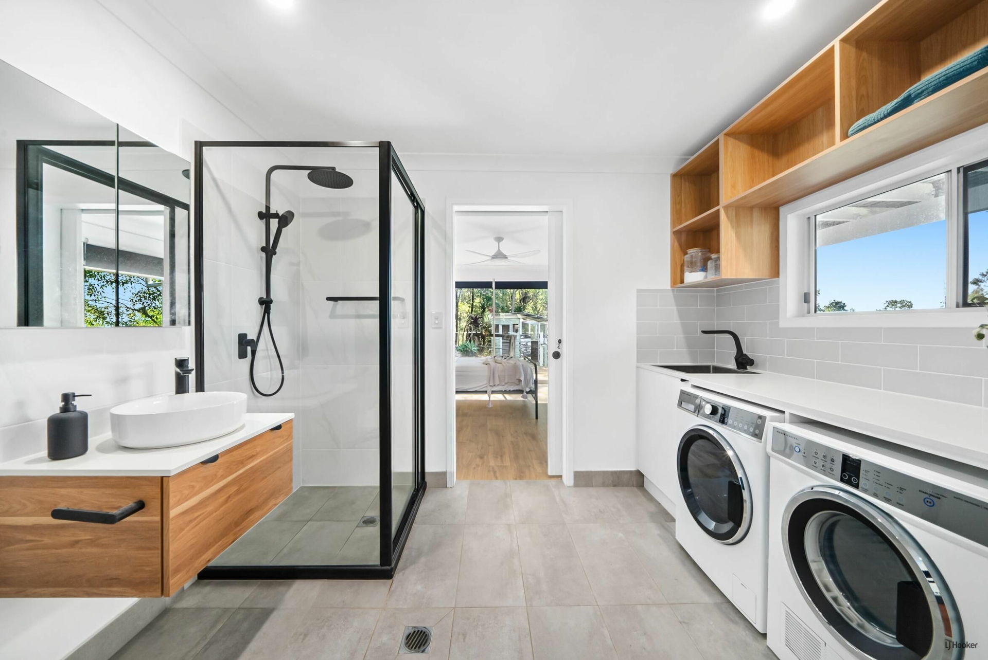 3/11 Snape Court, CURRUMBIN WATERS
