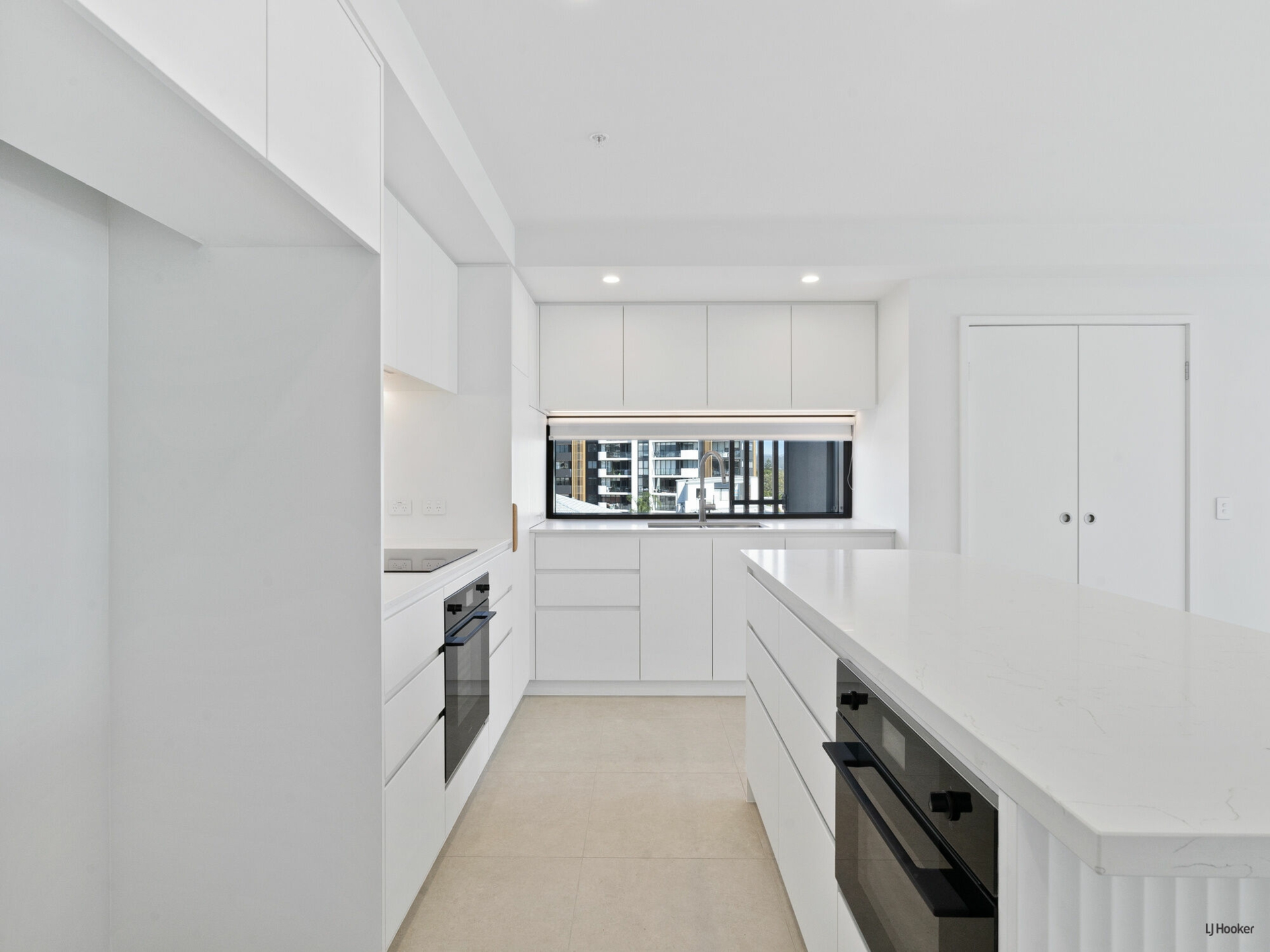 504/4 Twenty First Avenue, PALM BEACH