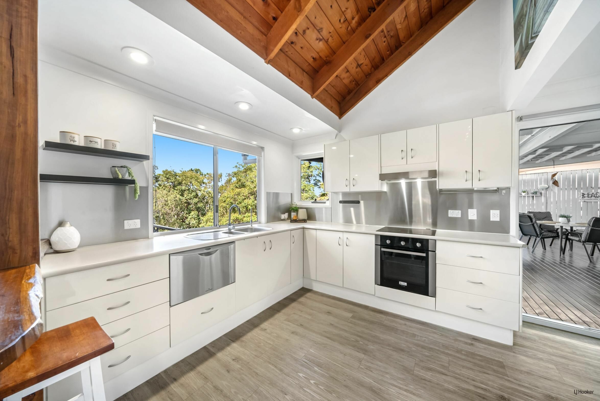 32 Doubleview Drive, ELANORA