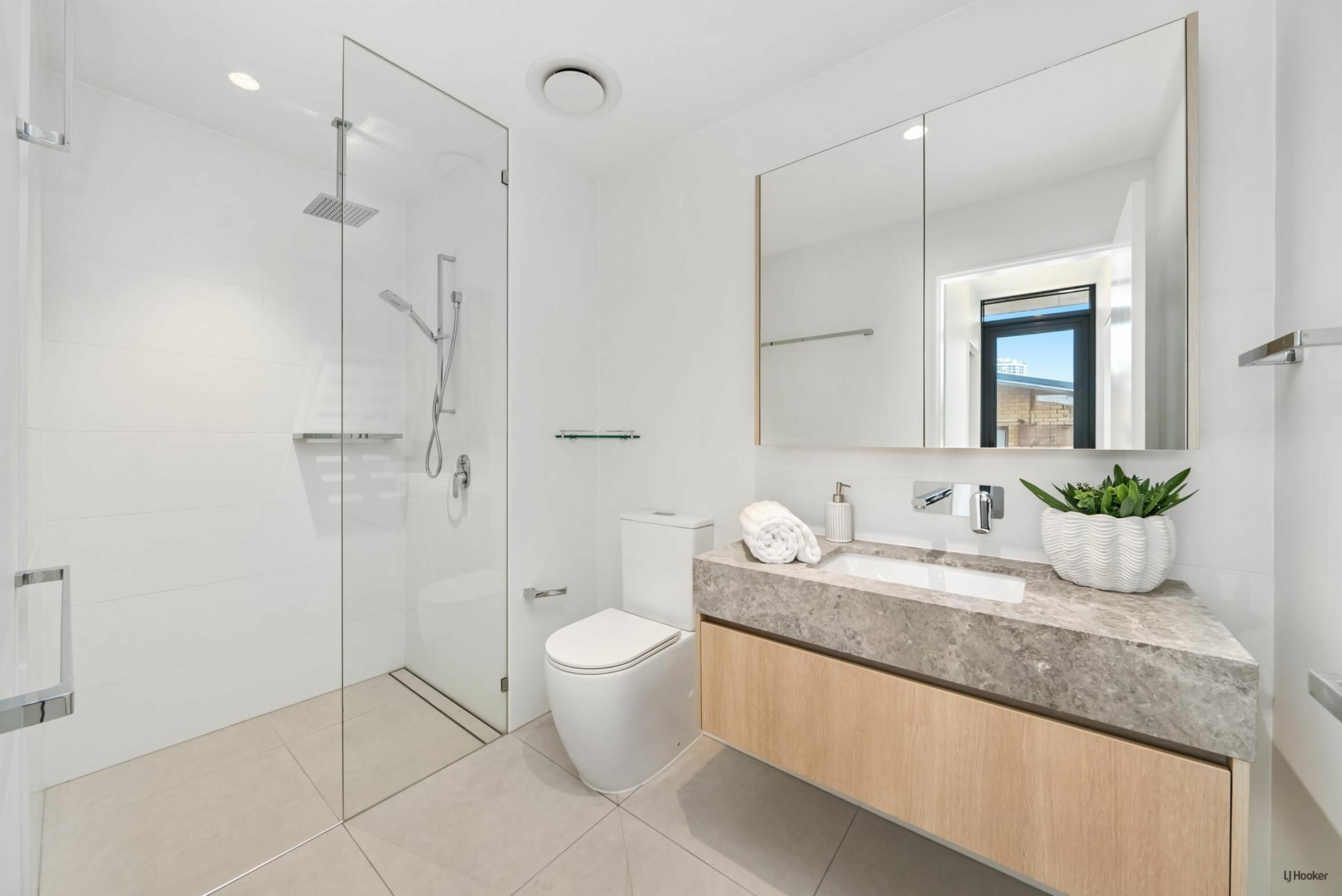 3/77 Jefferson Lane, PALM BEACH