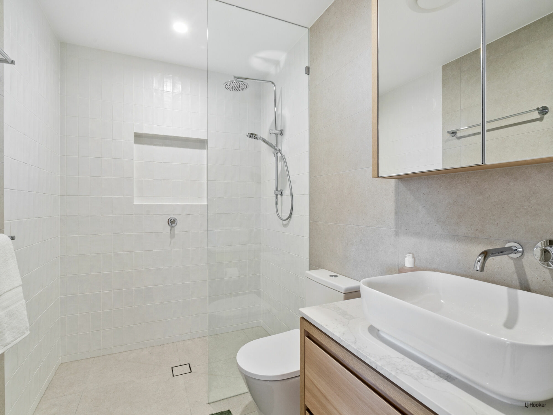 1403/7-11 Miles Street, COOLANGATTA