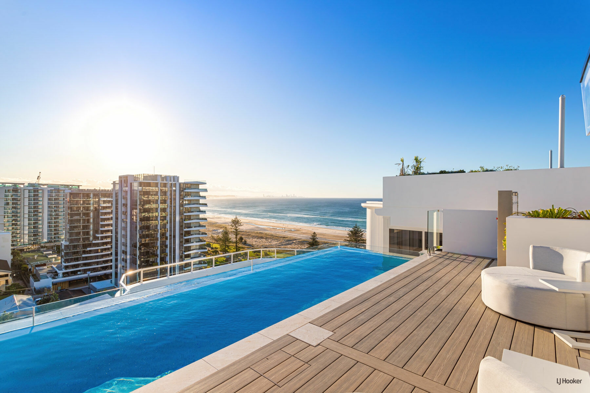 1403/7-11 Miles Street, COOLANGATTA