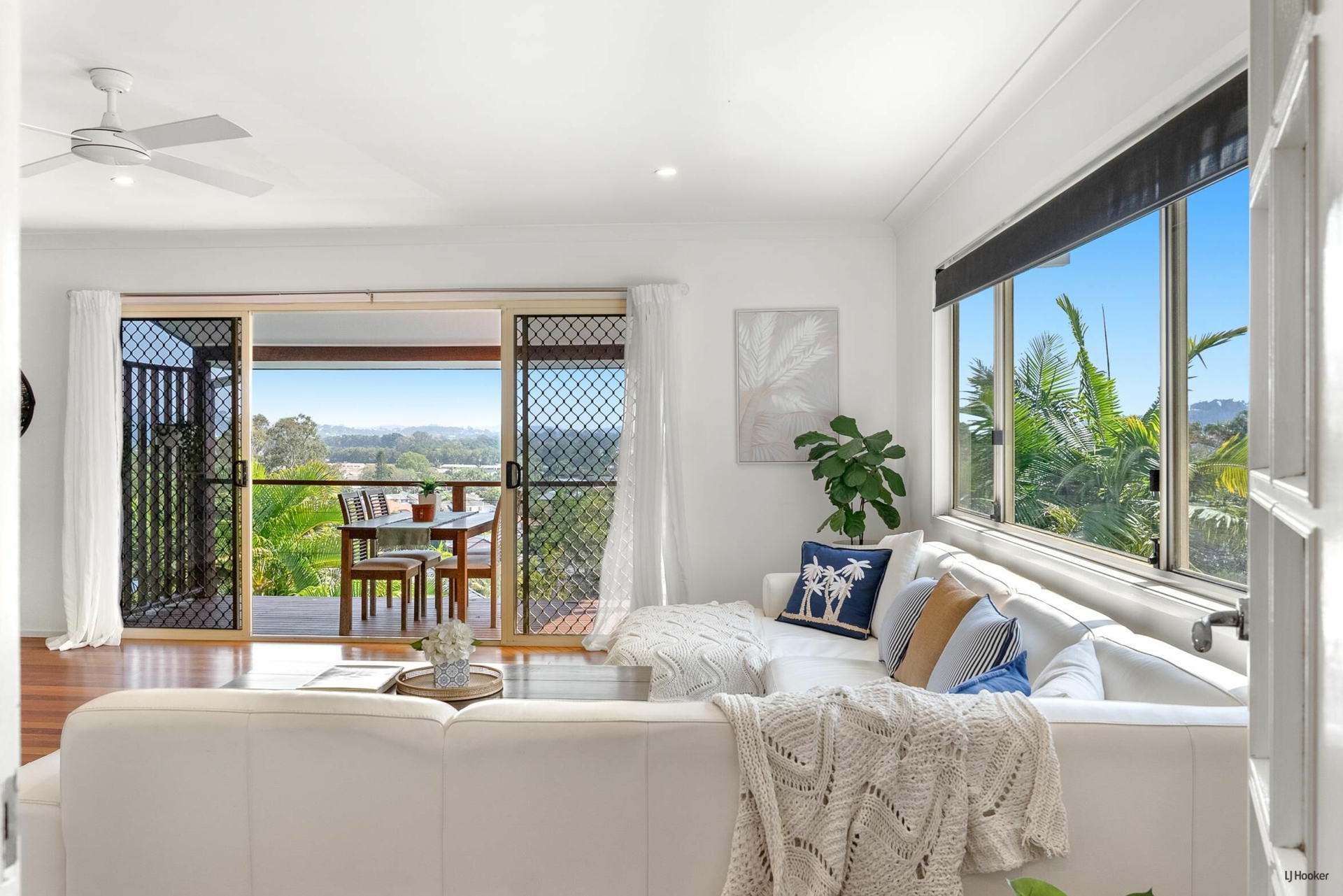 7 Ajax Court, CURRUMBIN WATERS