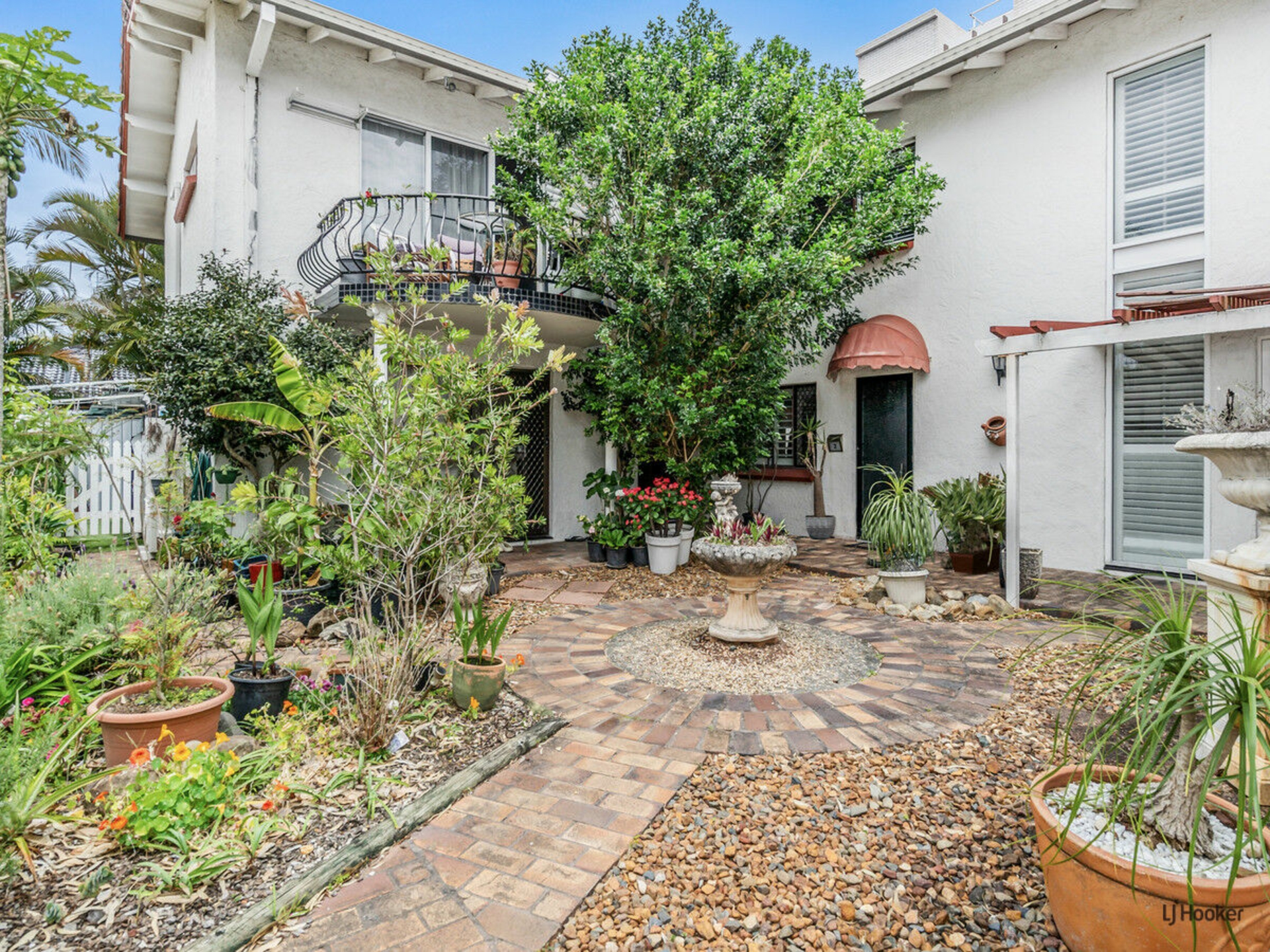 2/28 Murlong Crescent, PALM BEACH