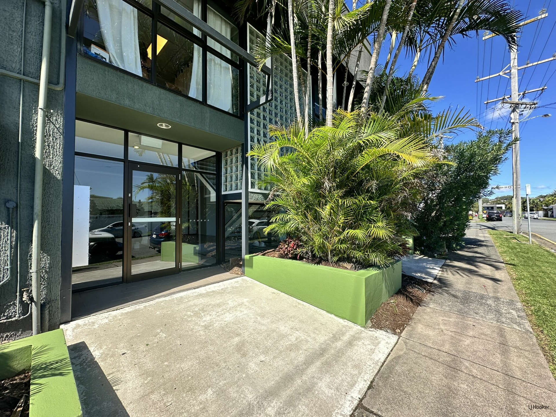 25 Lemana Lane, BURLEIGH HEADS