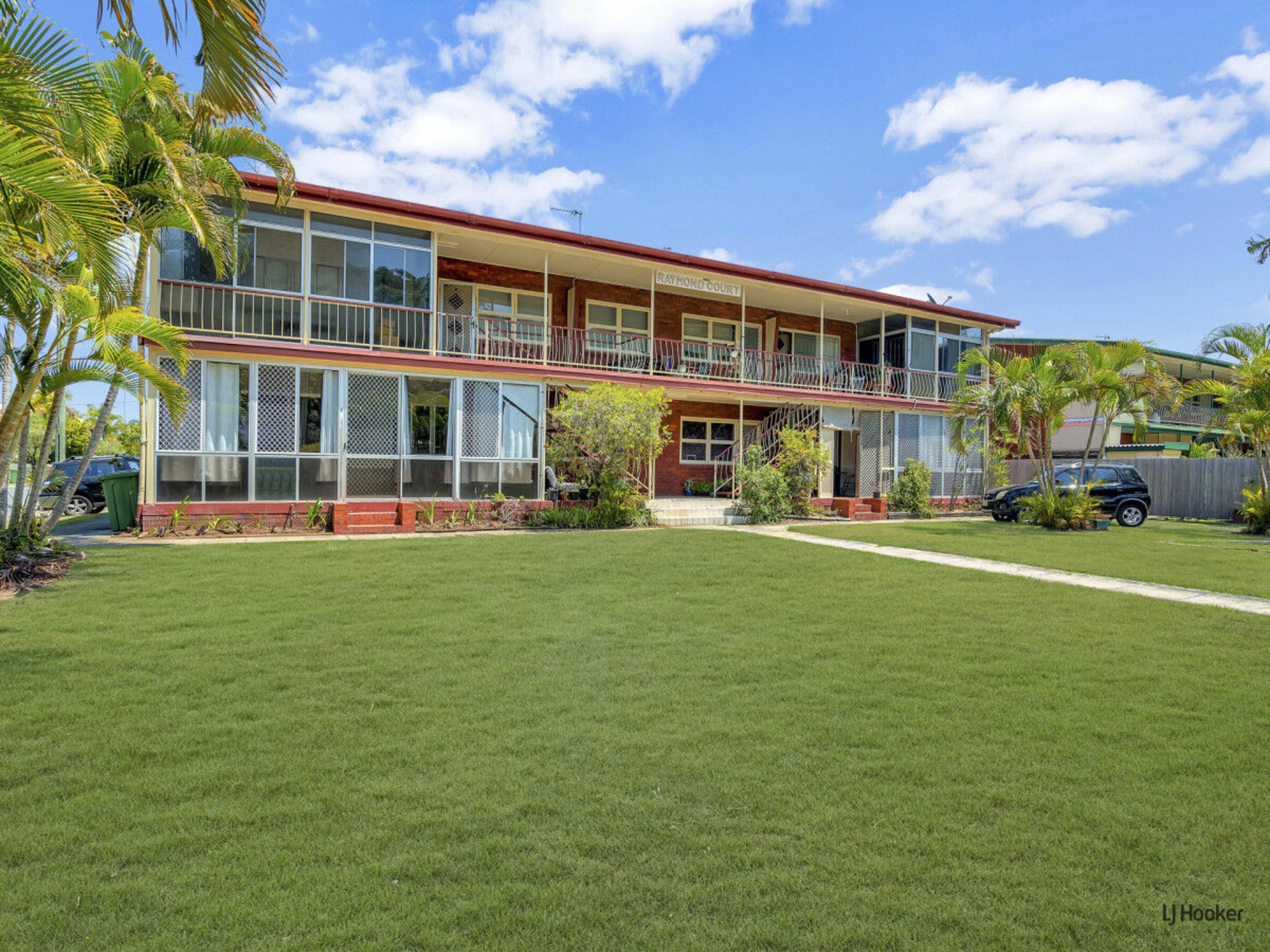 1/10 Beelyu Street, BURLEIGH HEADS