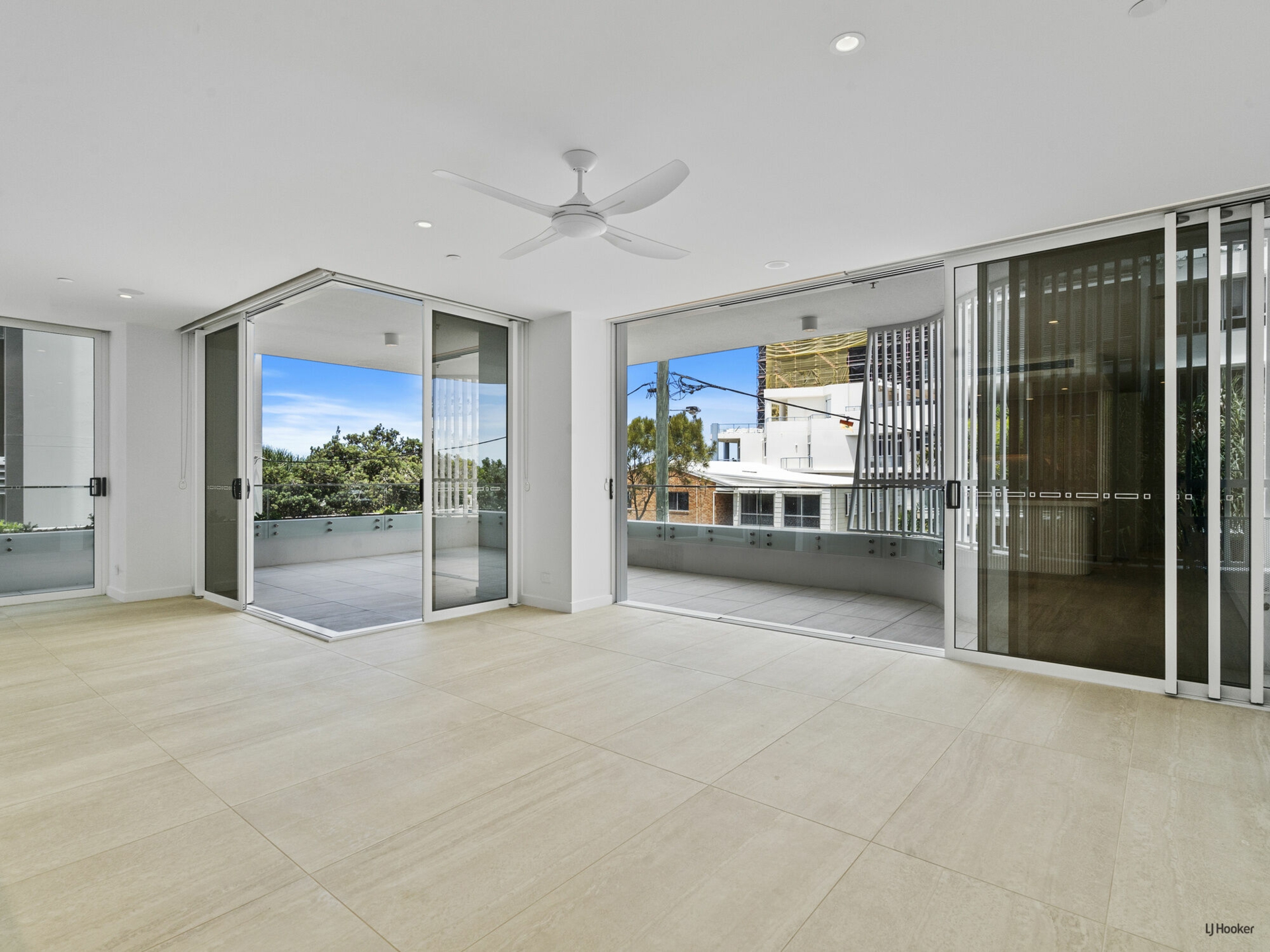102/321 Golden Four Drive, TUGUN