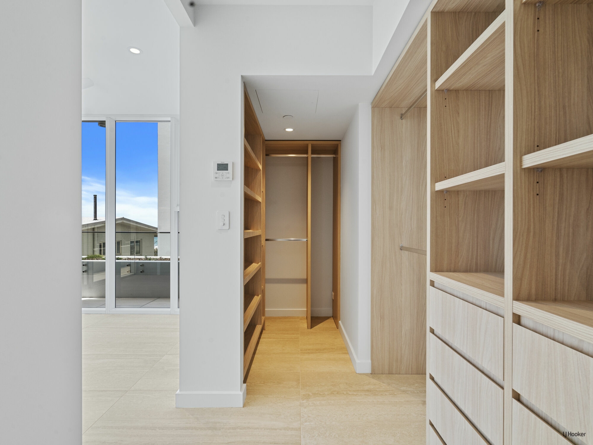 102/321 Golden Four Drive, TUGUN