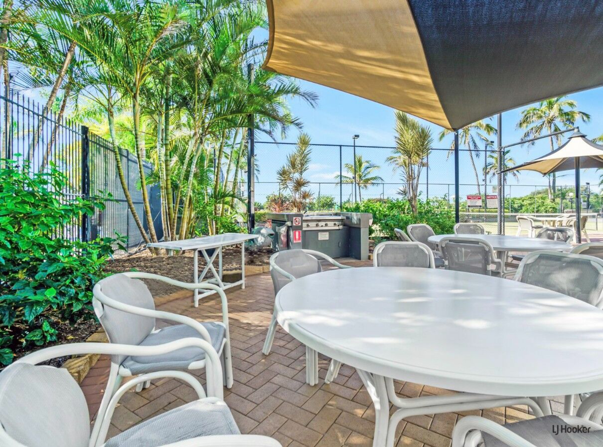 14D/969 Gold Coast Highway, PALM BEACH