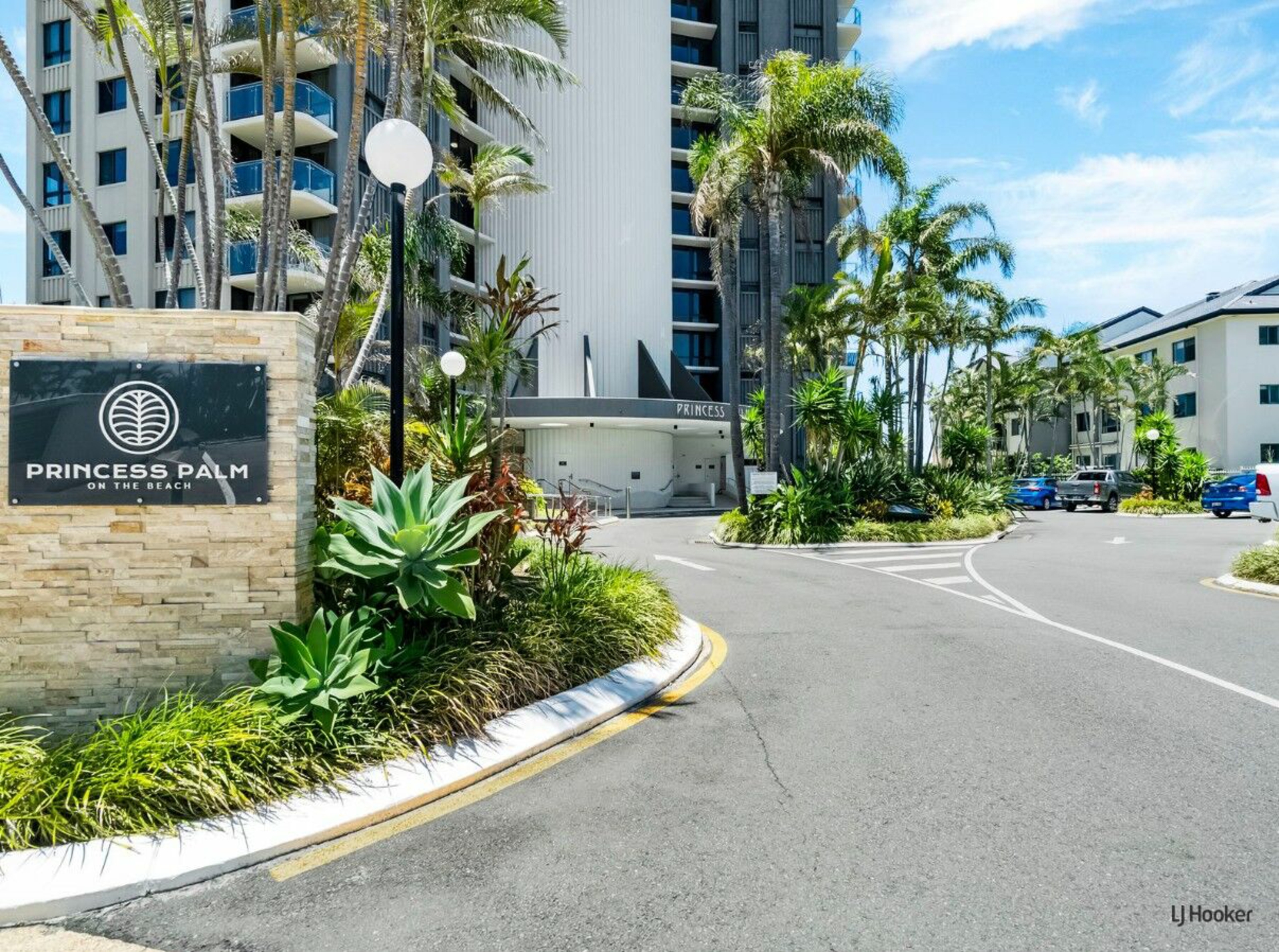 14D/969 Gold Coast Highway, PALM BEACH