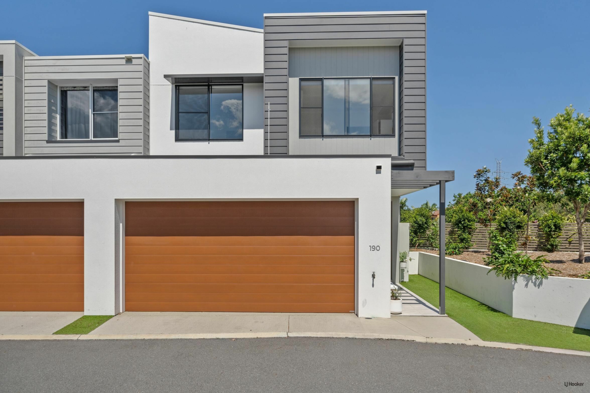 190/2 Bella Avenue, ROBINA