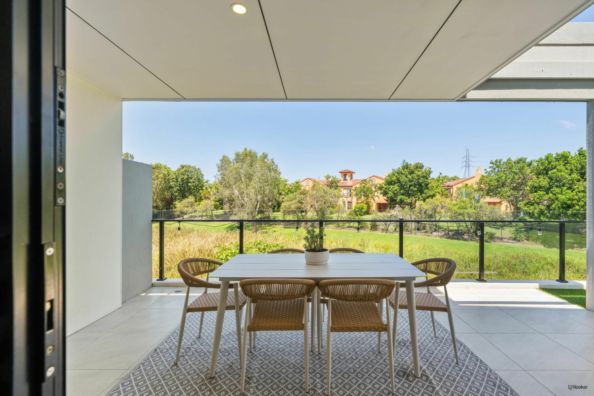 190/2 Bella Avenue, ROBINA
