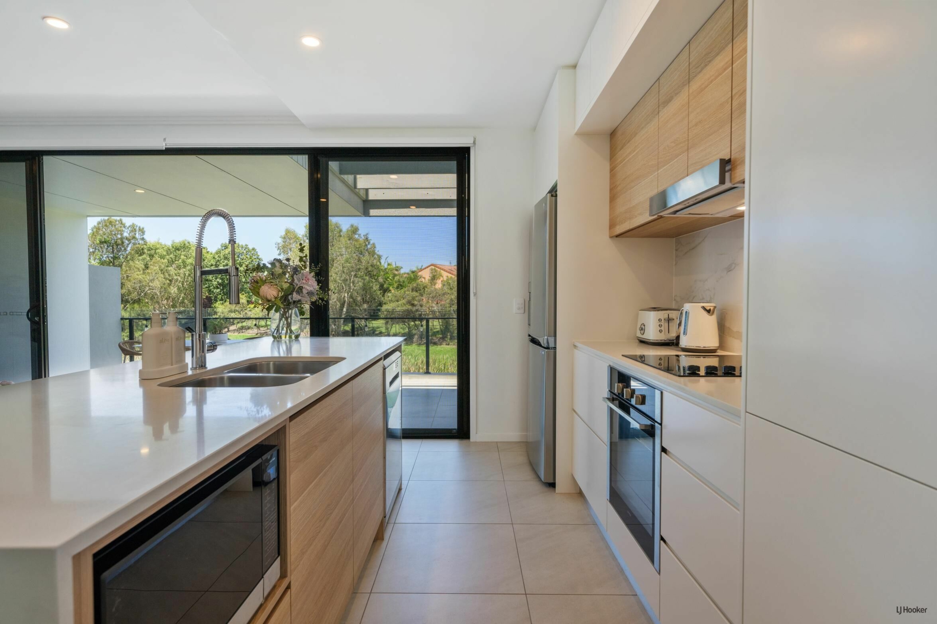 190/2 Bella Avenue, ROBINA
