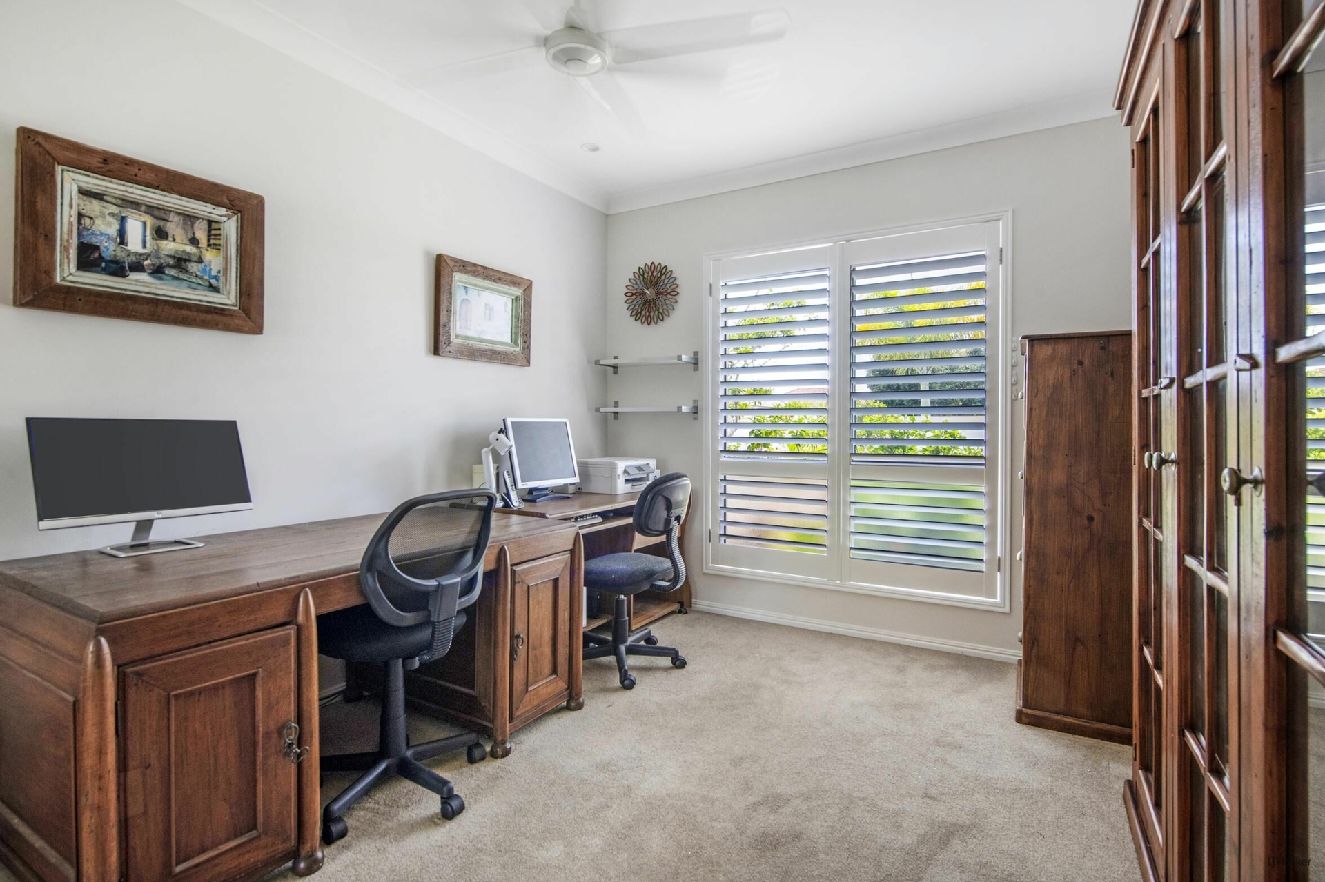 41 Deborah Avenue, BENOWA WATERS