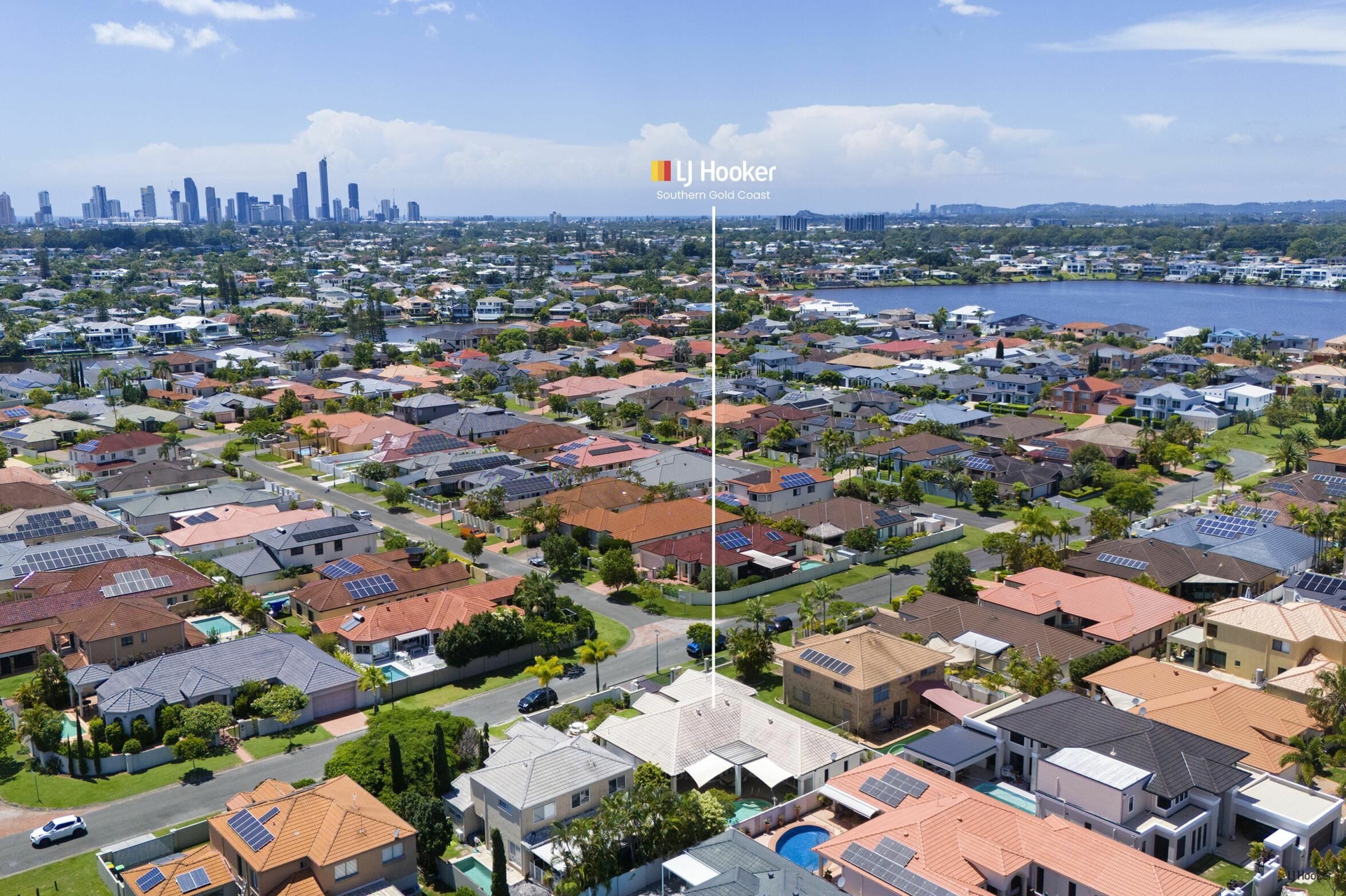 41 Deborah Avenue, BENOWA WATERS
