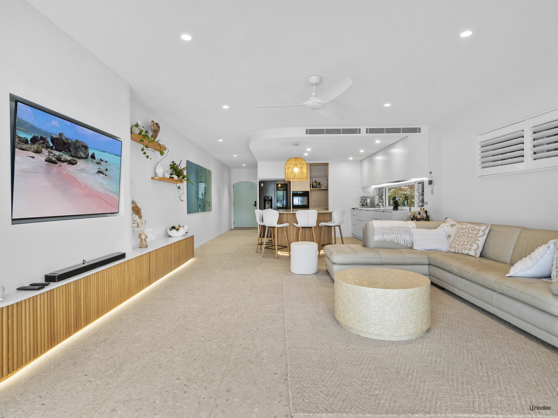 2/43 Murlong Crescent, PALM BEACH