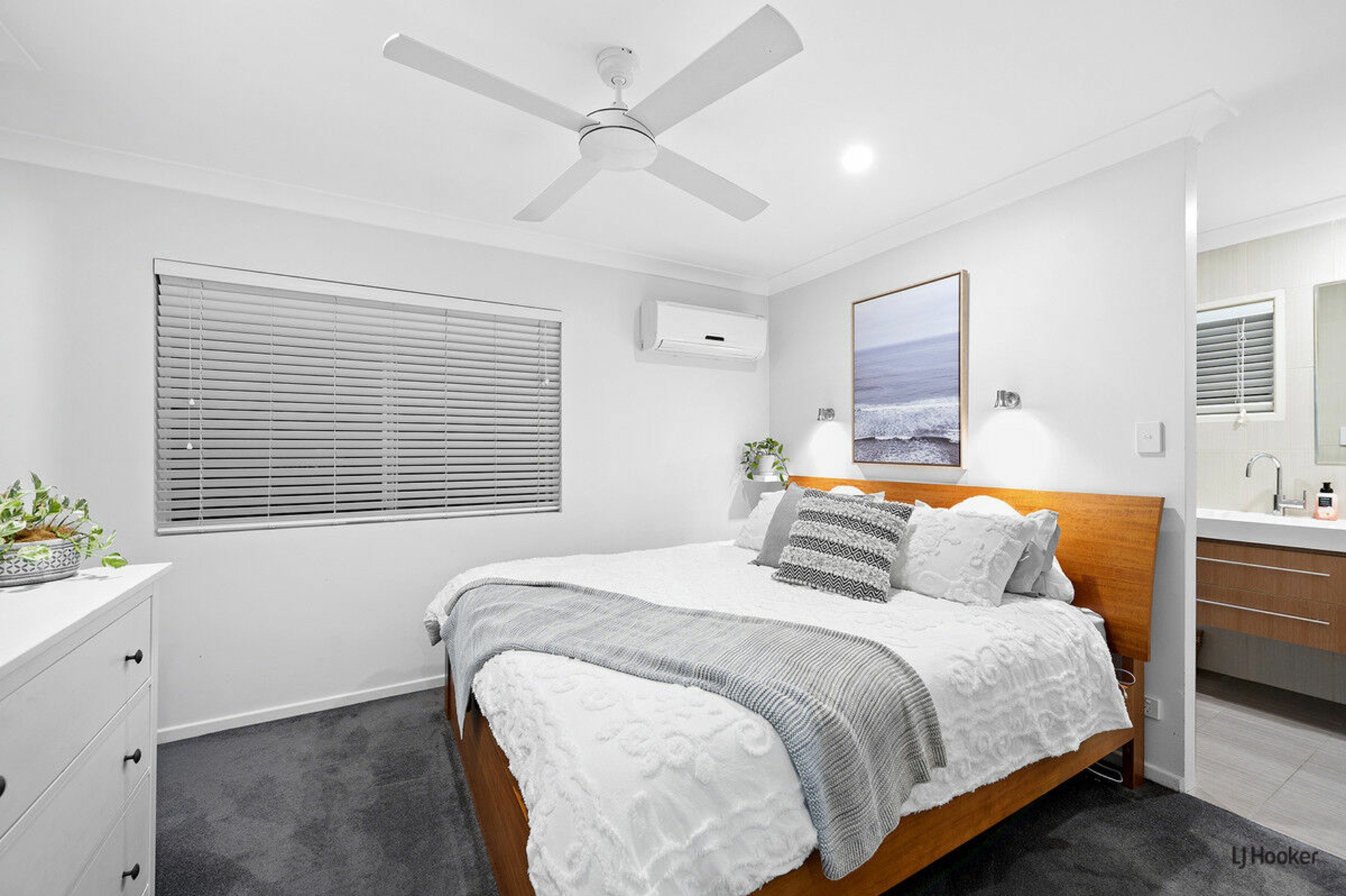 167 Mallawa Drive, PALM BEACH