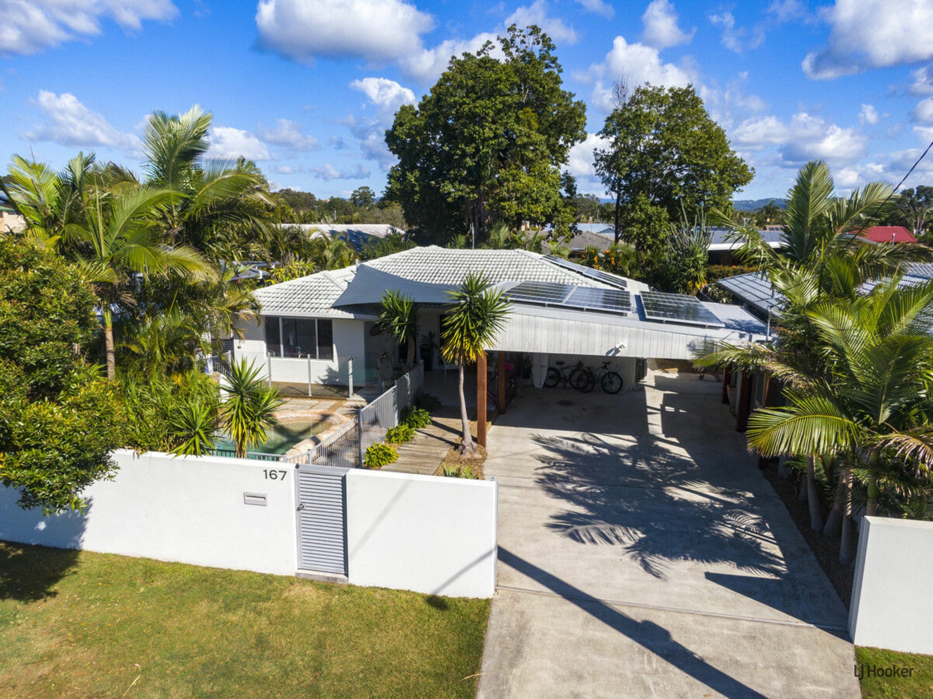 167 Mallawa Drive, PALM BEACH
