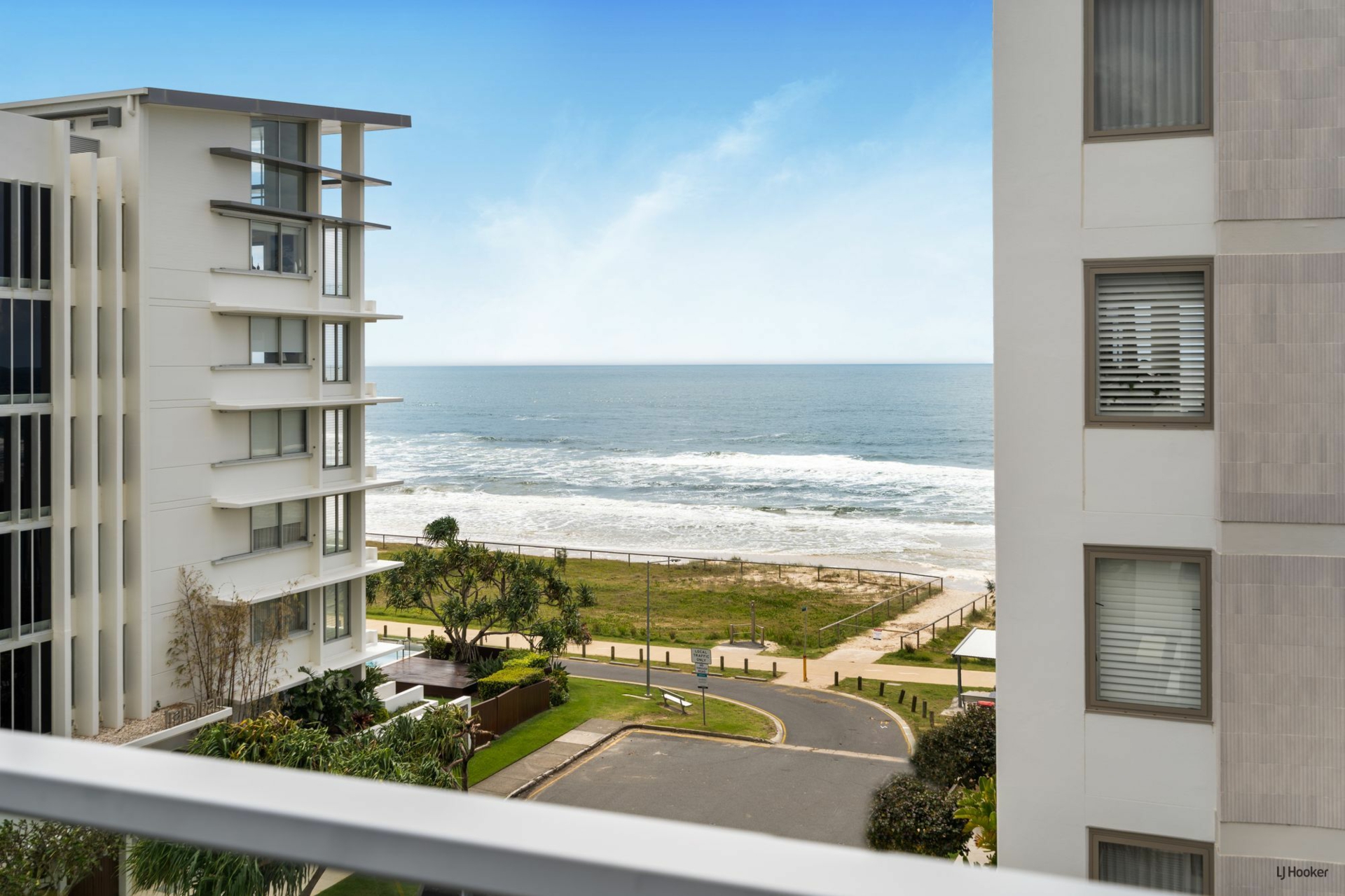 5/4 Twenty Seventh Avenue, PALM BEACH