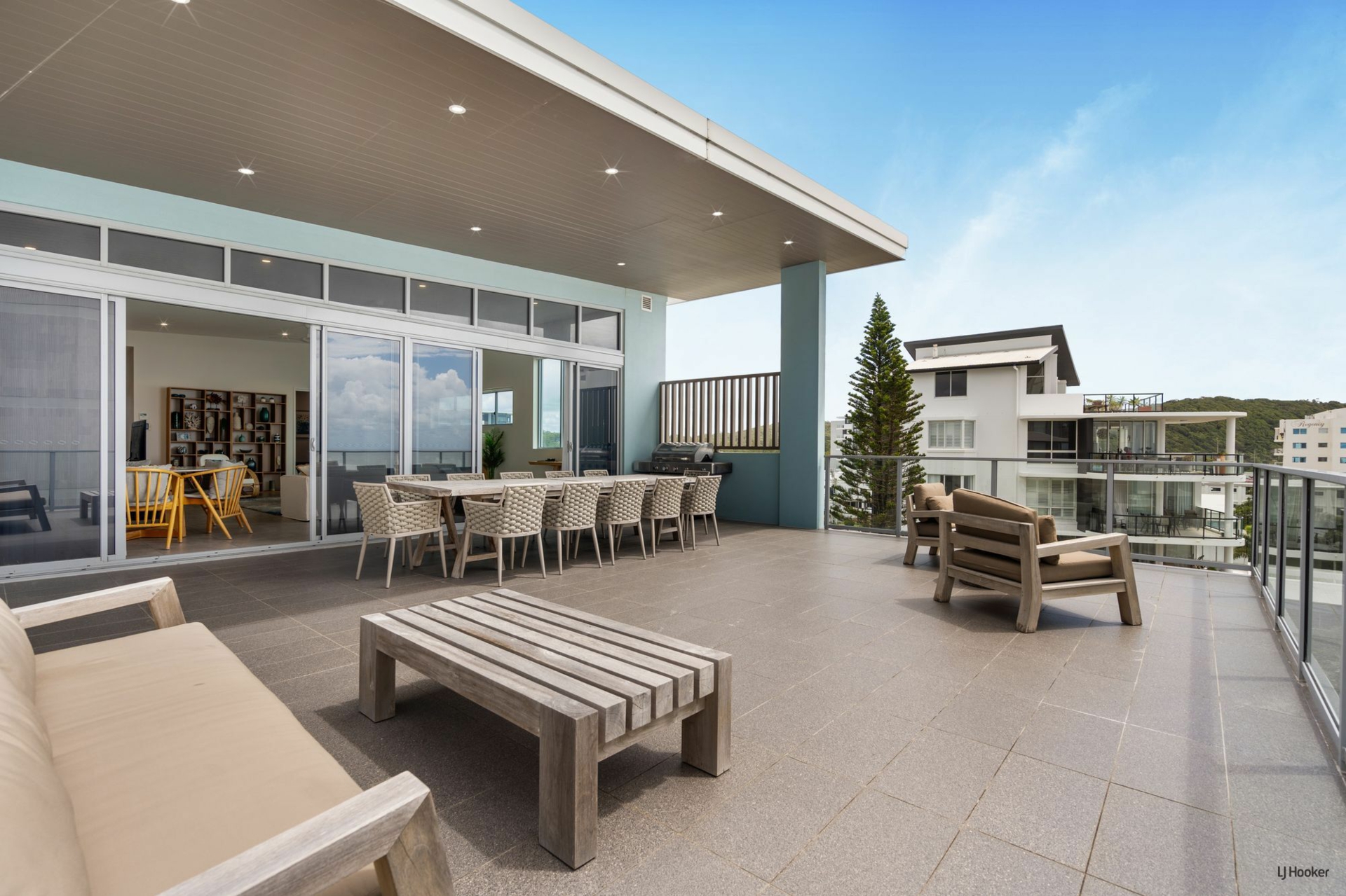5/4 Twenty Seventh Avenue, PALM BEACH