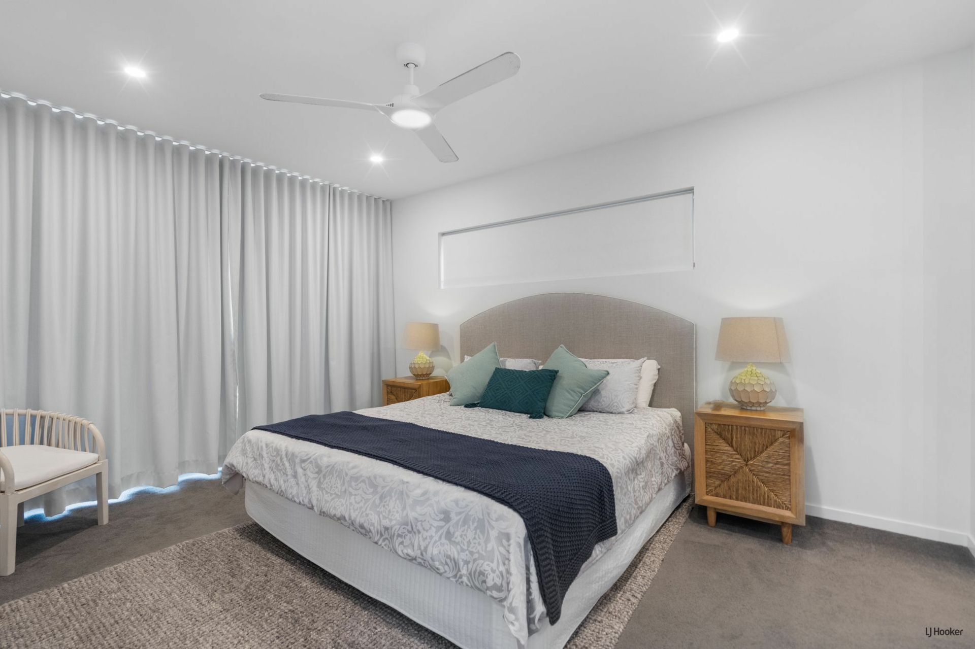 5/4 Twenty Seventh Avenue, PALM BEACH