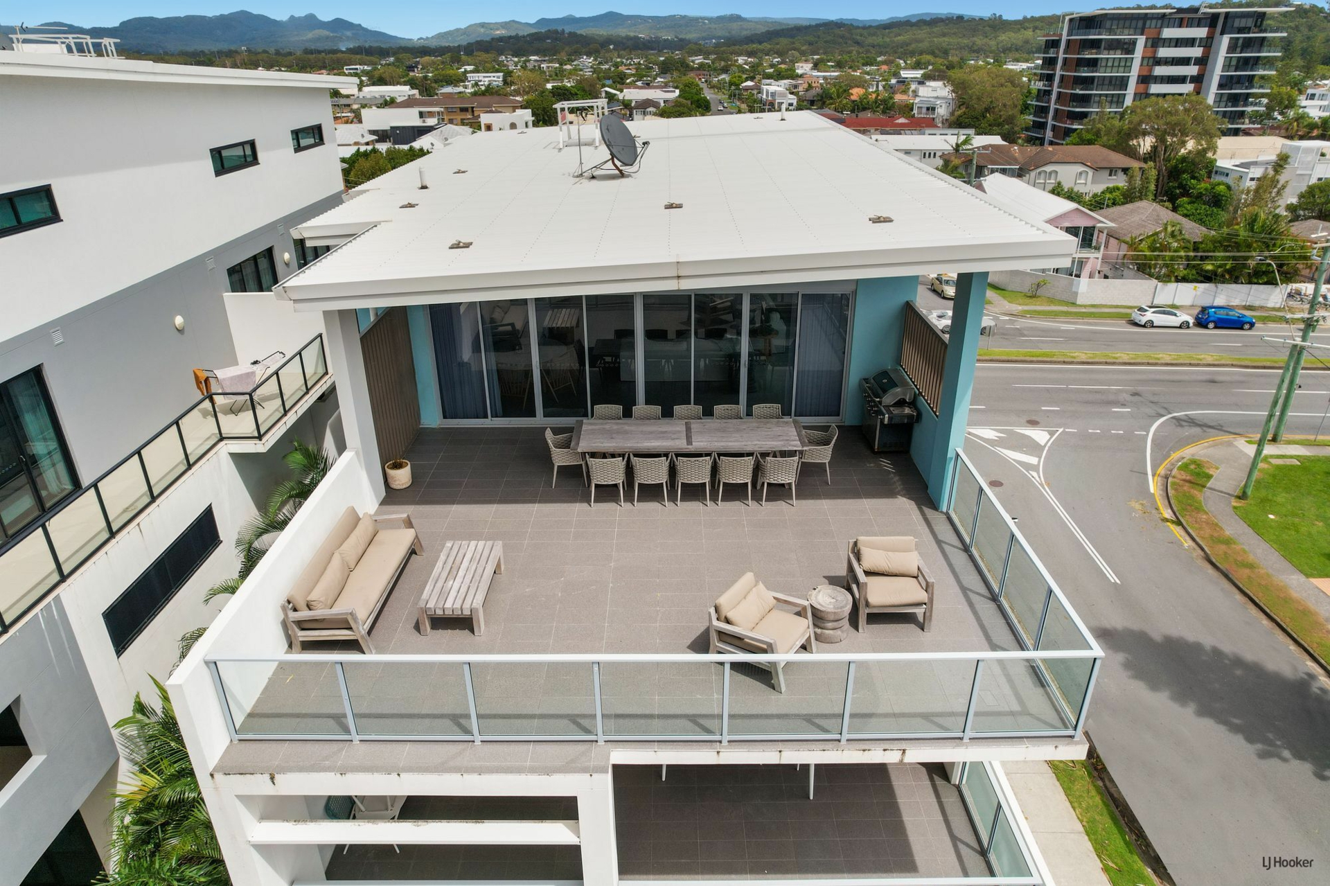 5/4 Twenty Seventh Avenue, PALM BEACH