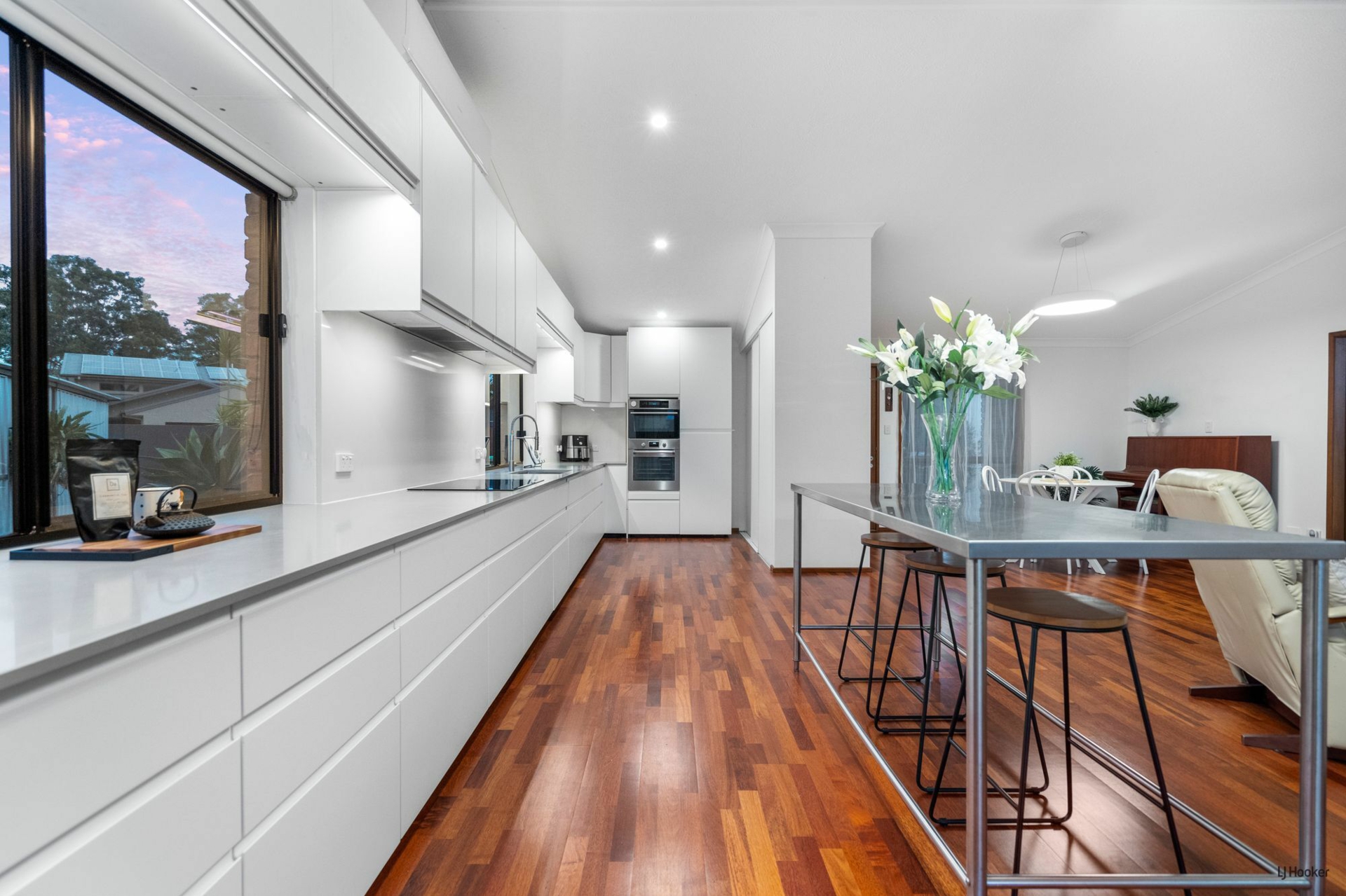21 Whitsunday Drive, CURRUMBIN WATERS