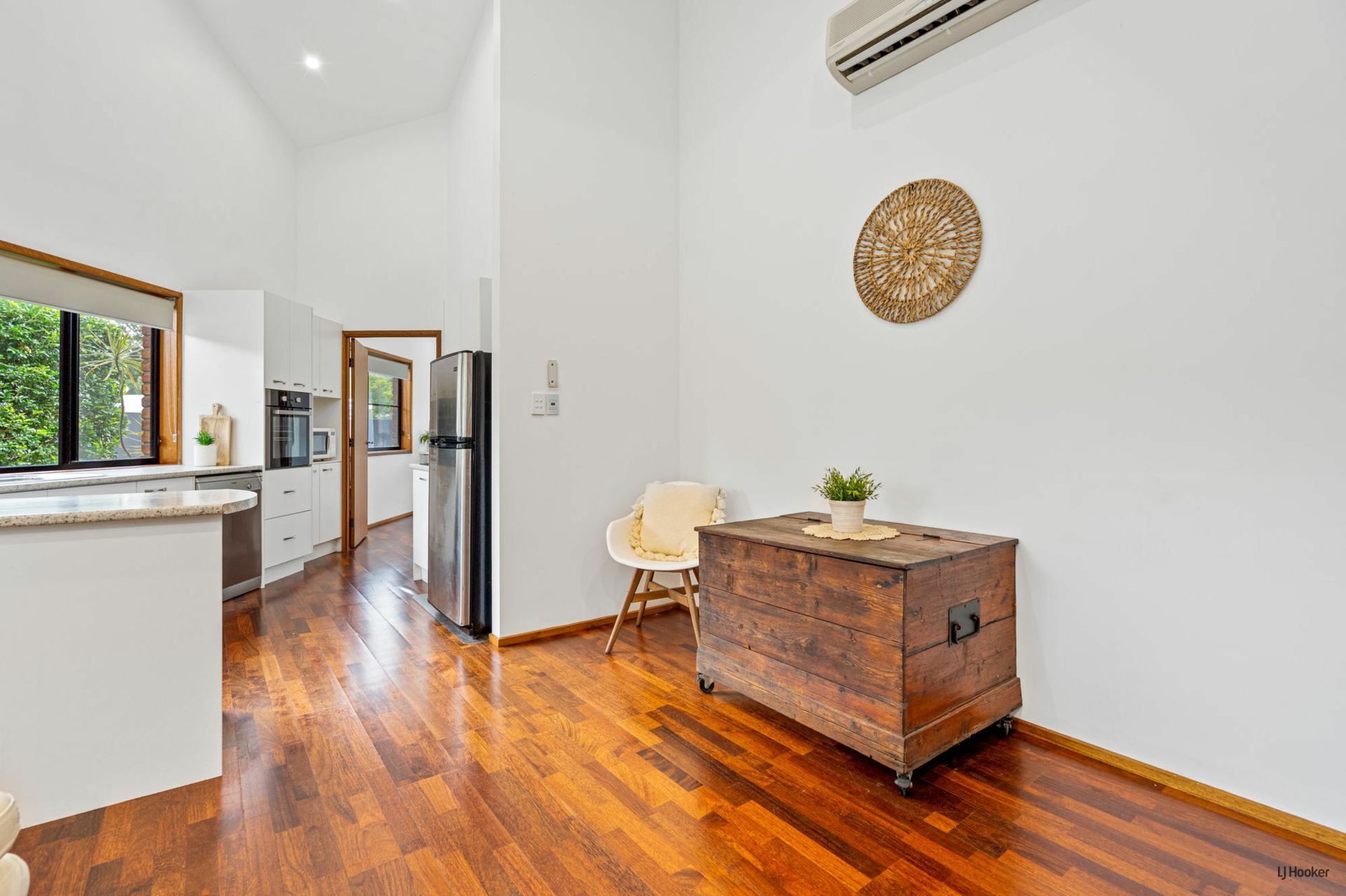 21 Whitsunday Drive, CURRUMBIN WATERS