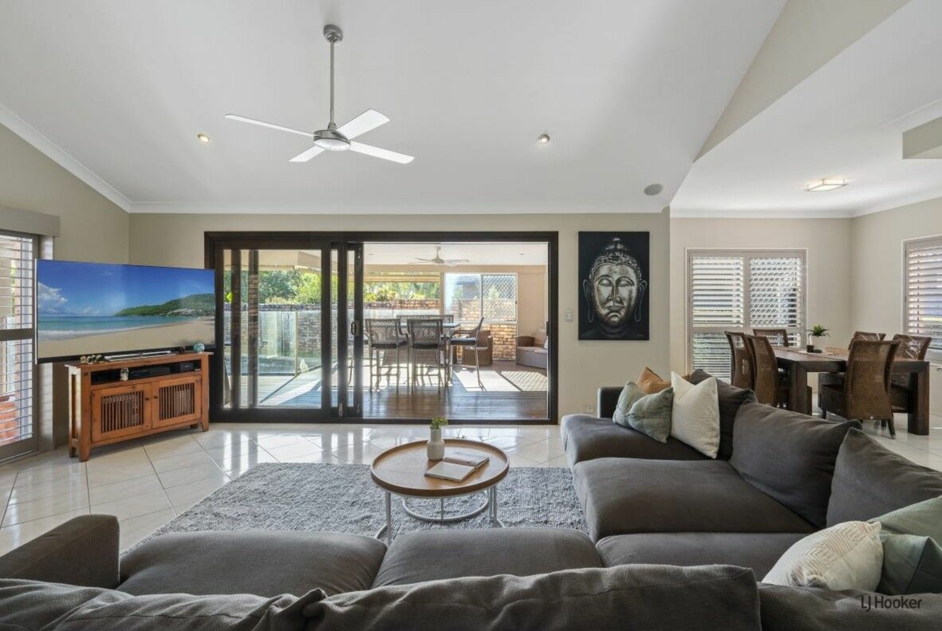 88 Newport Drive, ROBINA