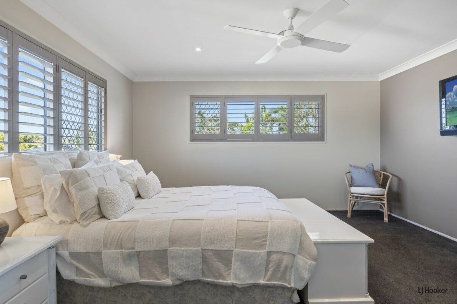 88 Newport Drive, ROBINA