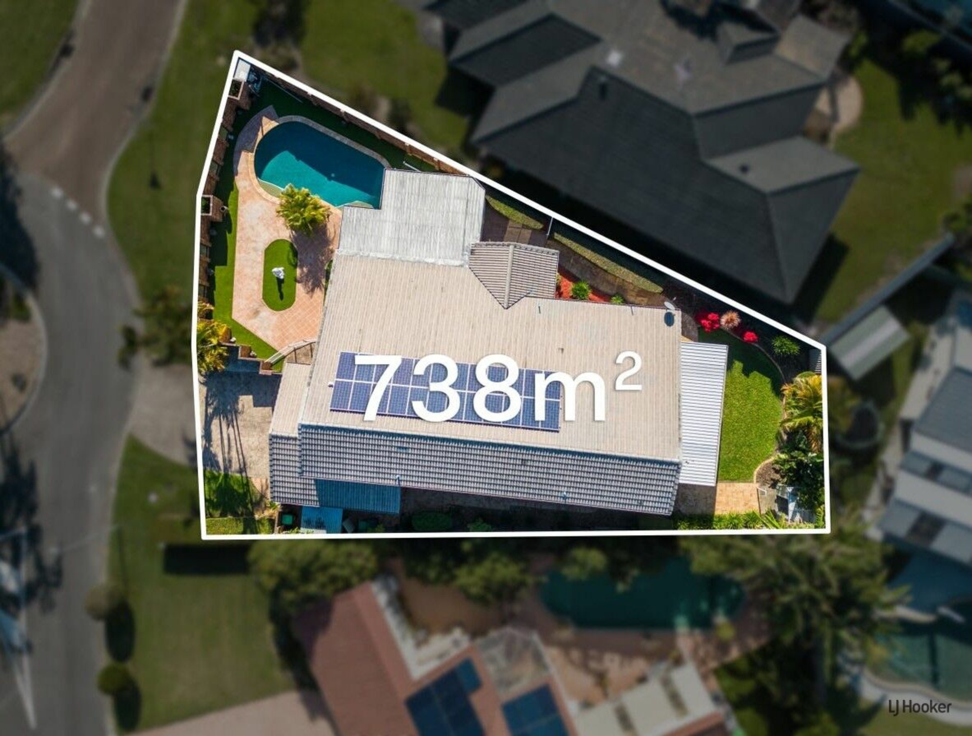 88 Newport Drive, ROBINA
