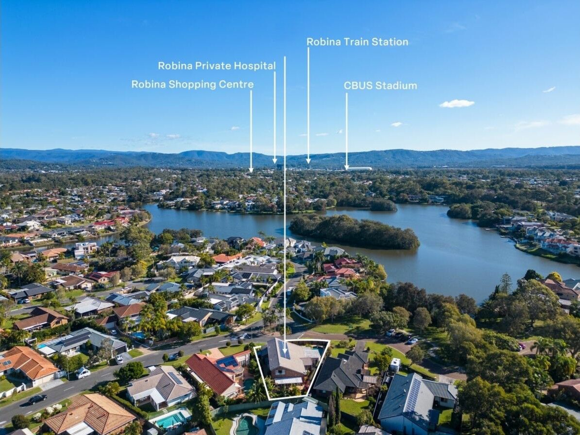 88 Newport Drive, ROBINA
