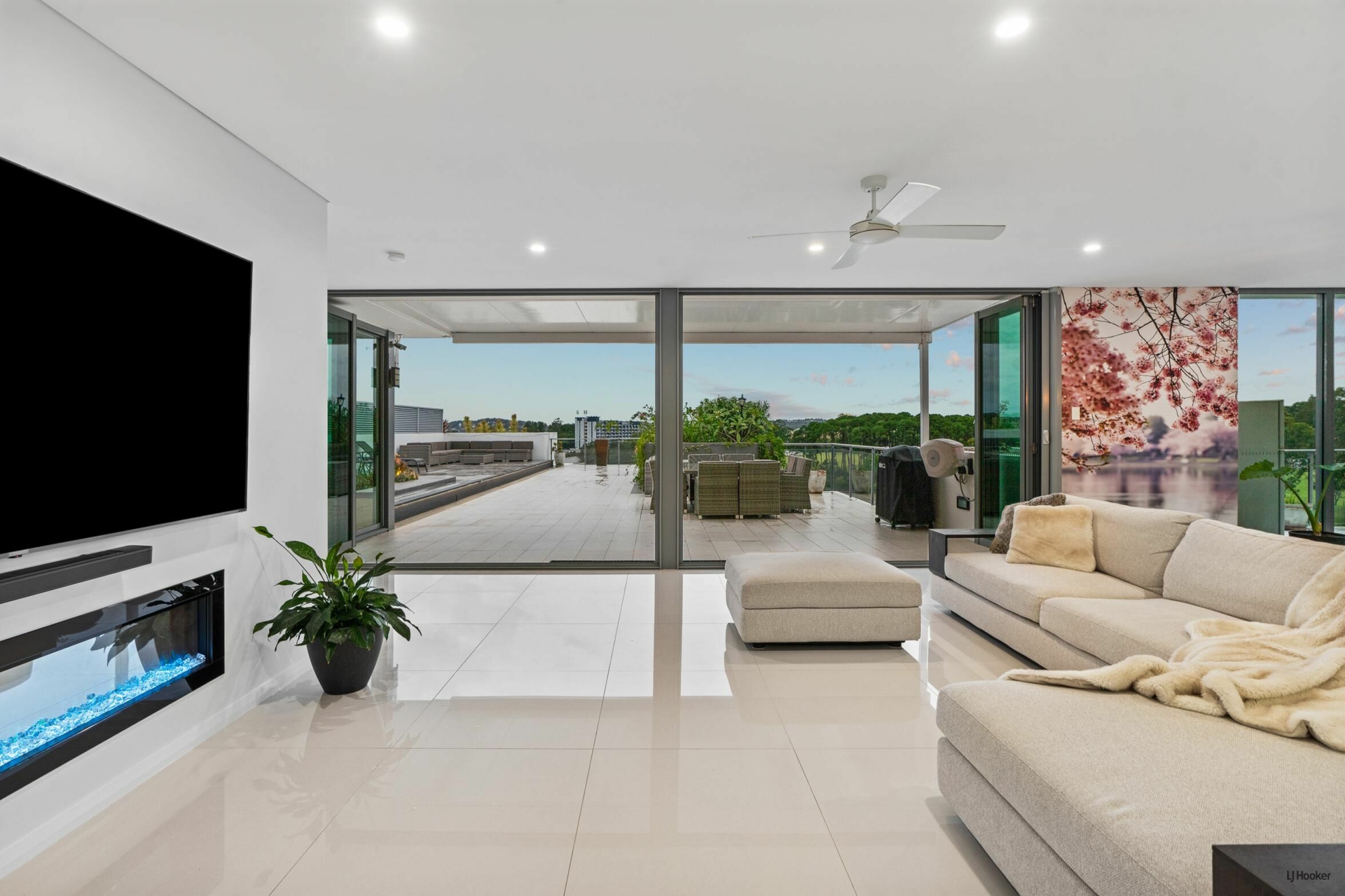 404/22-24 Ben Lexcen Place, ROBINA