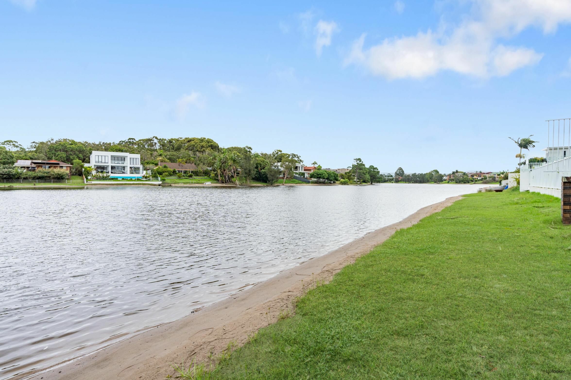 4 Penguin Parade, BURLEIGH WATERS