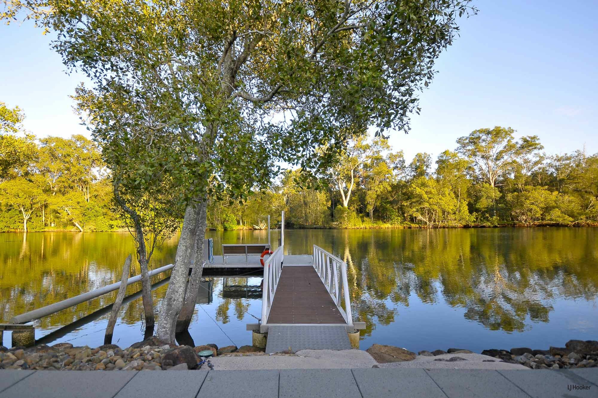 4 Keel Court, CURRUMBIN WATERS