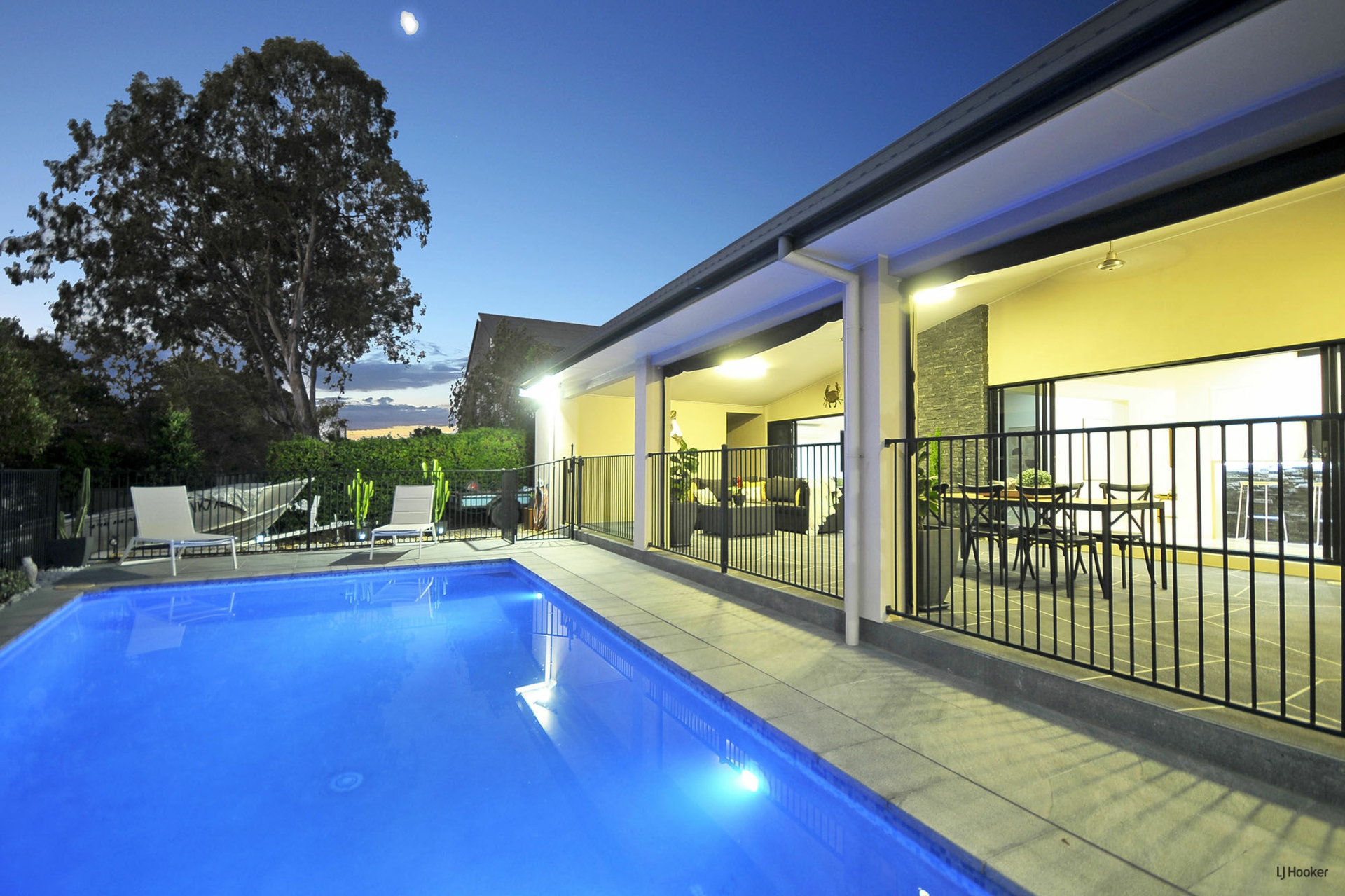 4 Keel Court, CURRUMBIN WATERS