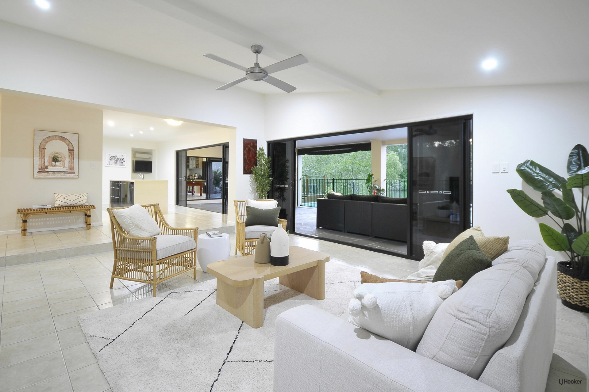 4 Keel Court, CURRUMBIN WATERS