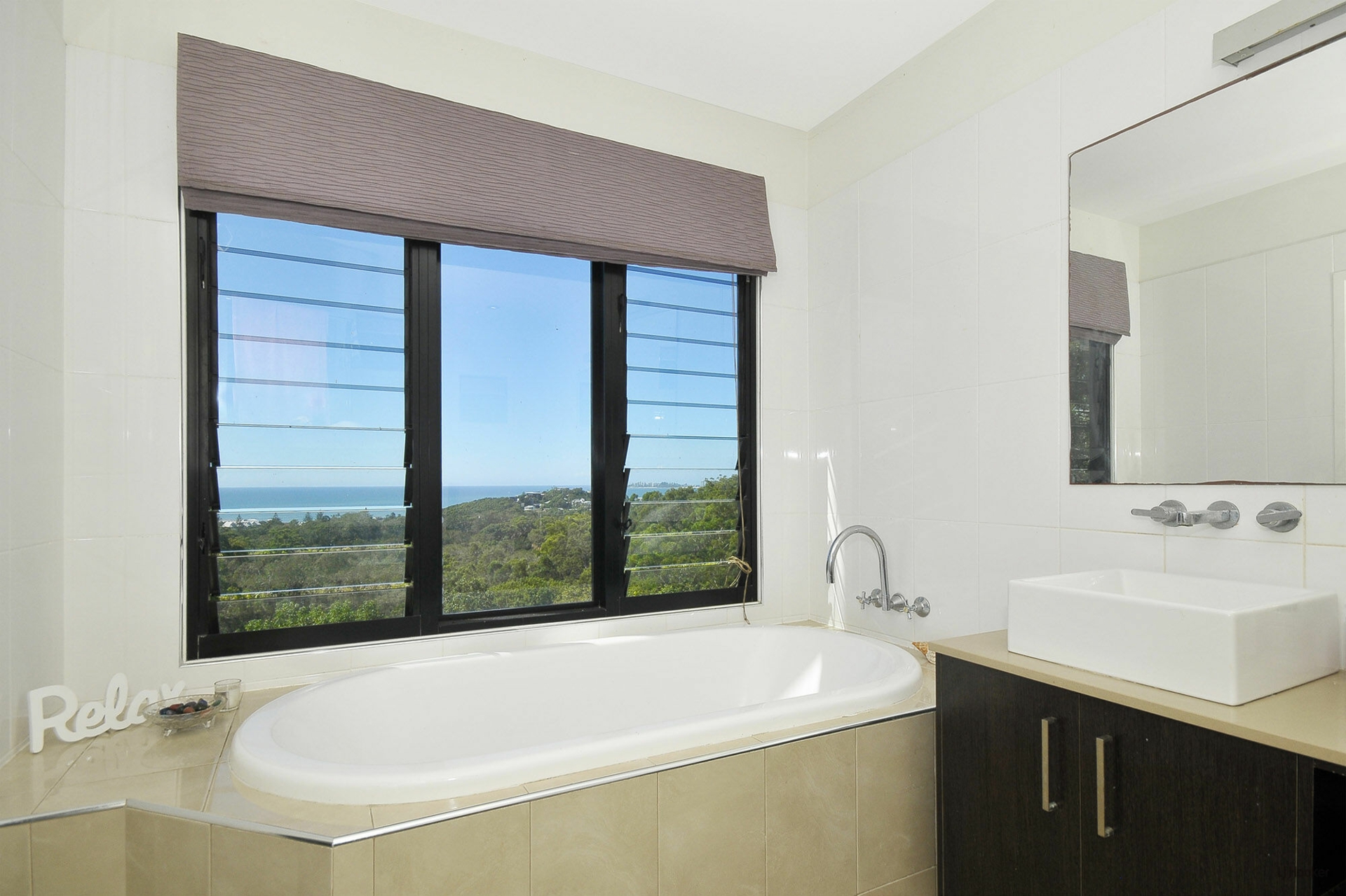 17 Lansell Avenue, CURRUMBIN