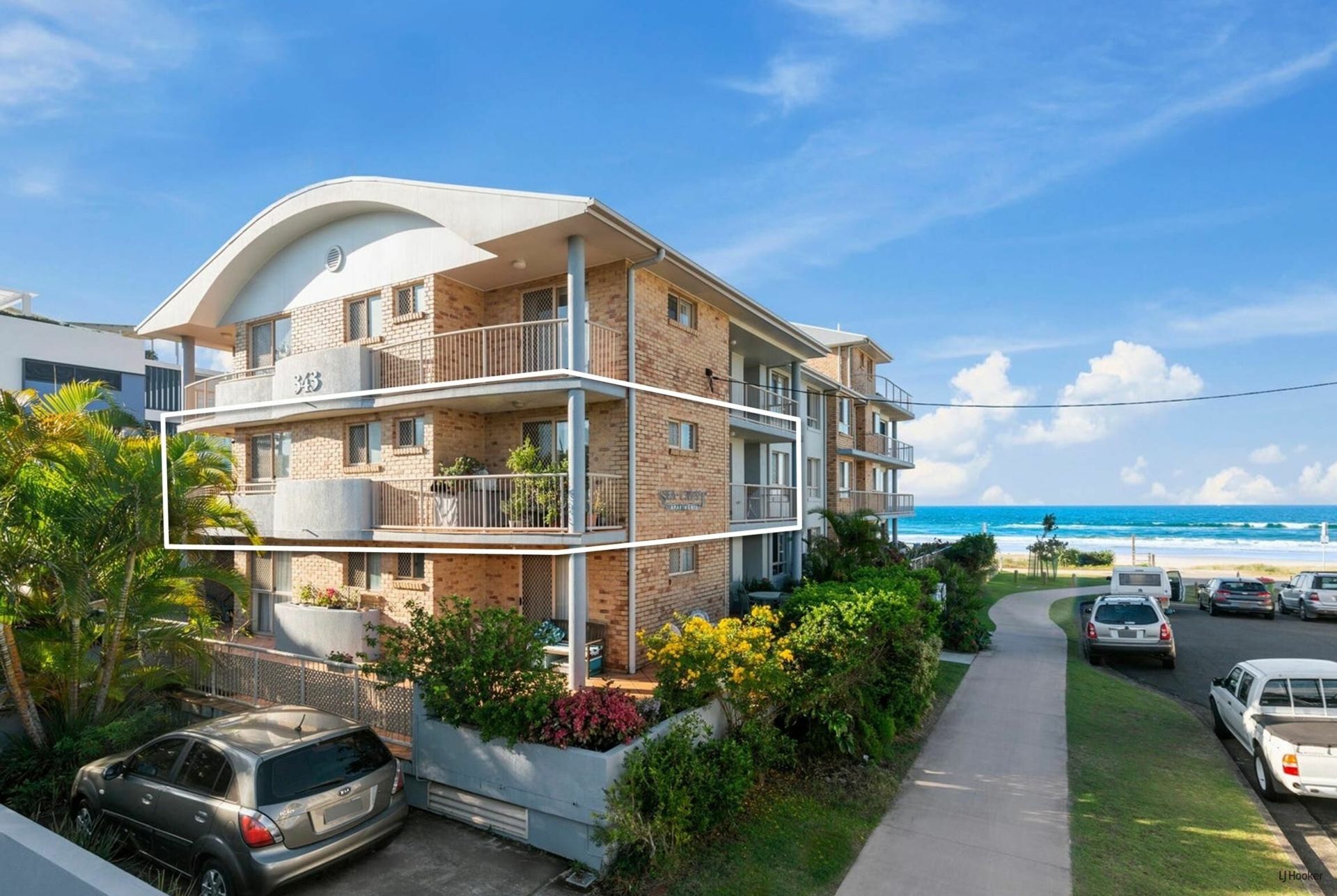 4/343 Golden Four Drive, TUGUN
