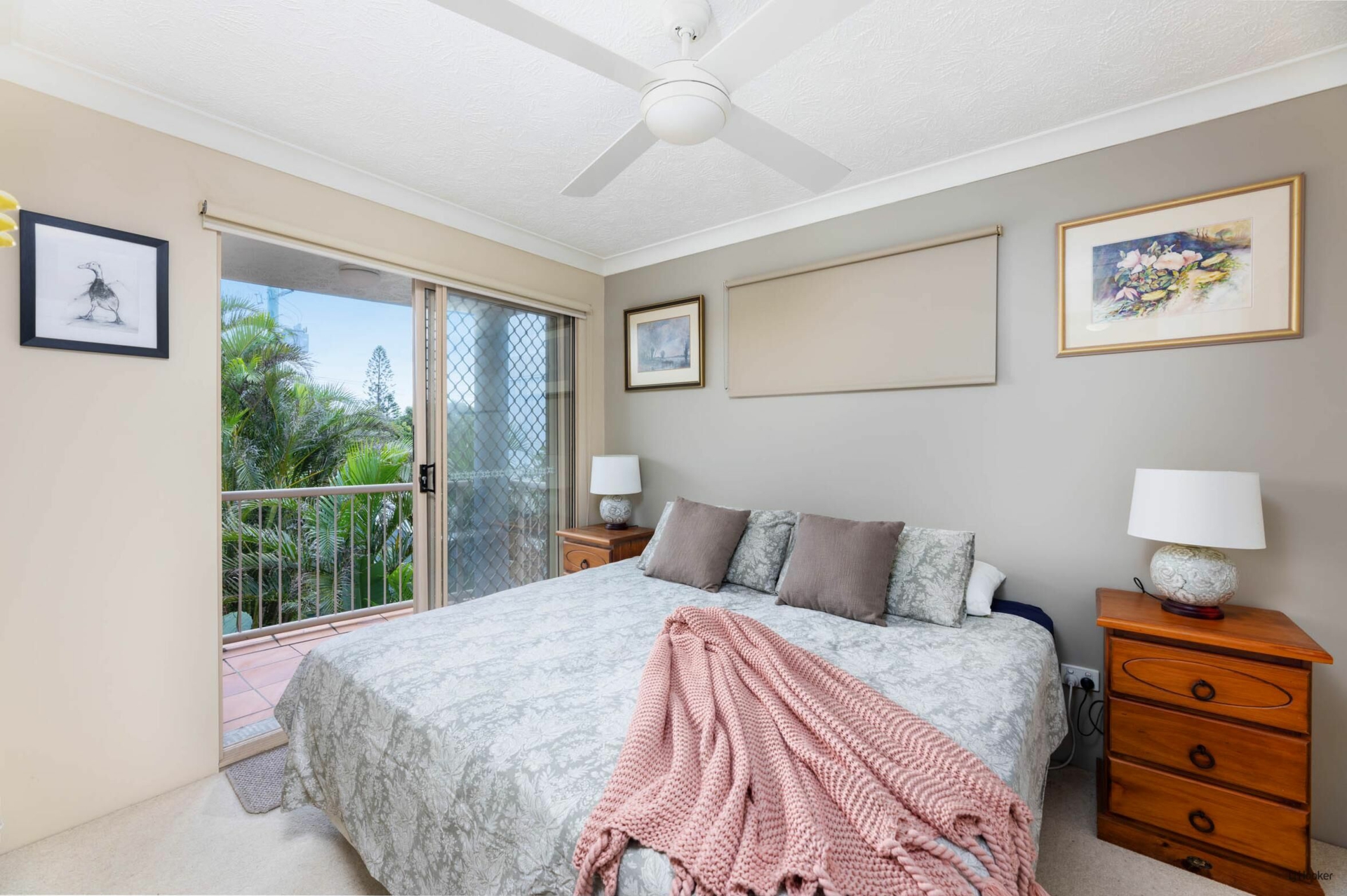 4/343 Golden Four Drive, TUGUN