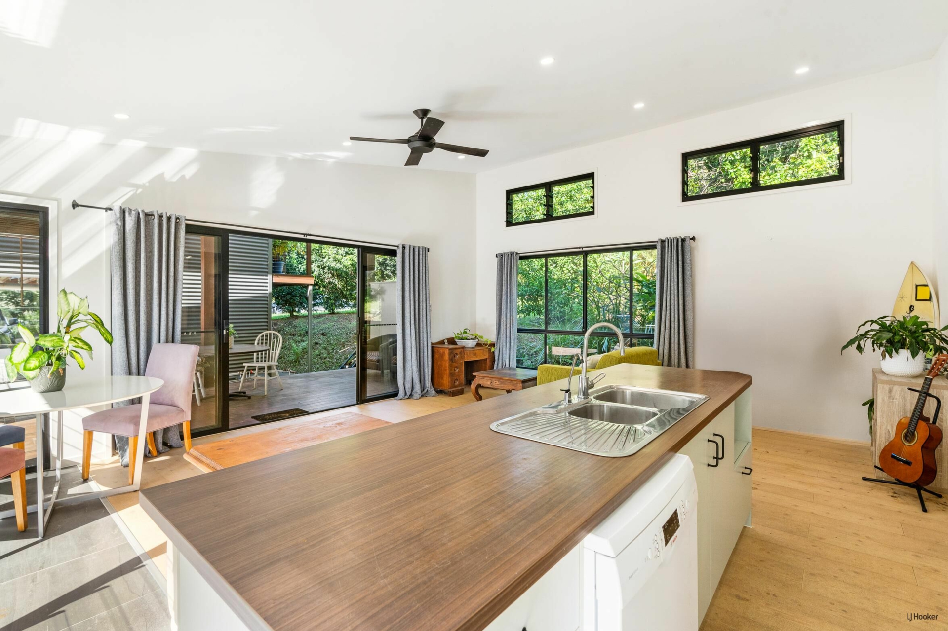 5 Wongaree Way, CURRUMBIN VALLEY