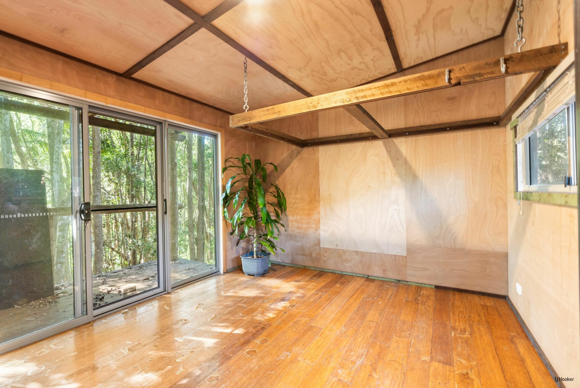 5 Wongaree Way, CURRUMBIN VALLEY