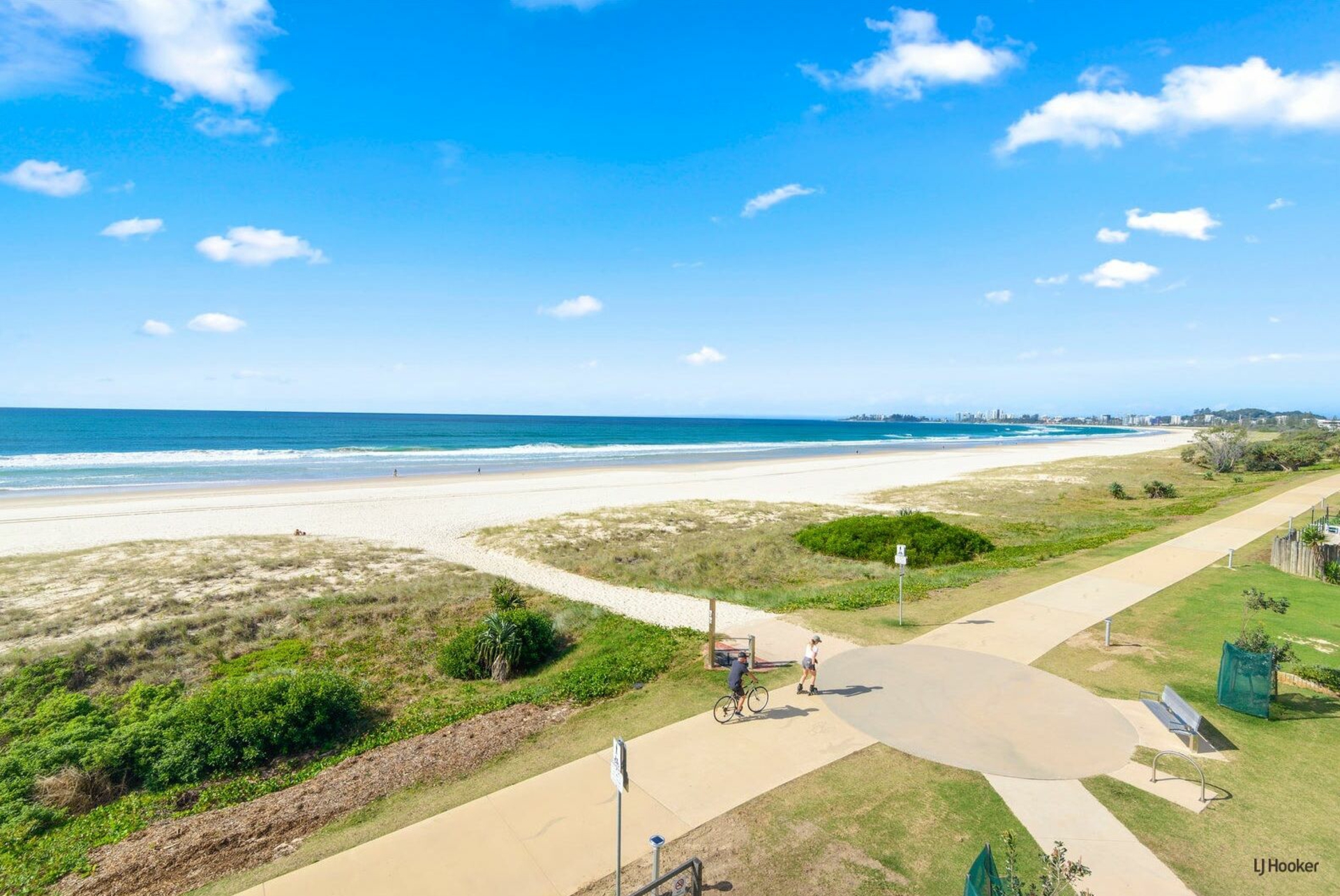 4/343 Golden Four Drive, TUGUN