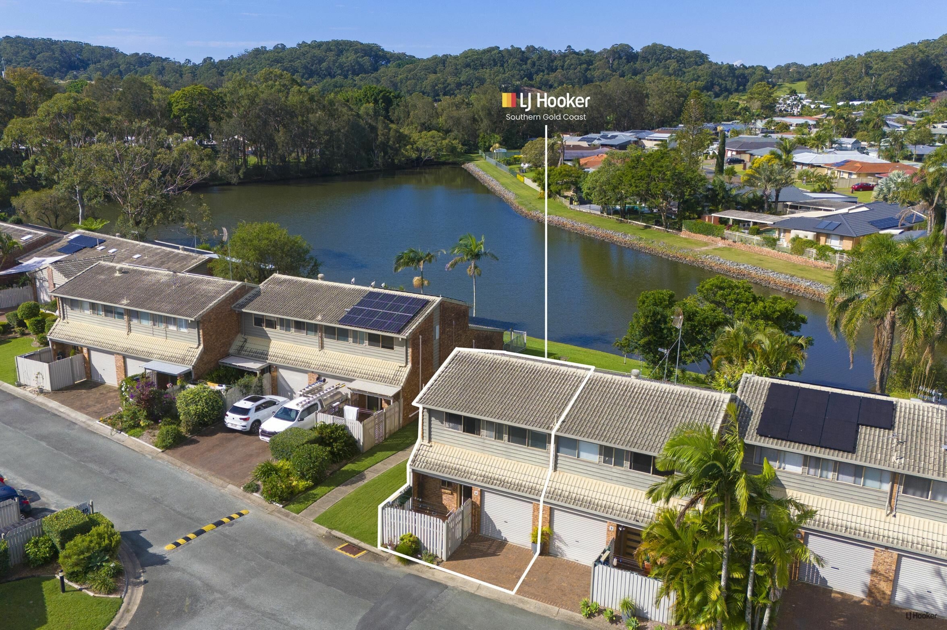 4/18 Bienvenue Drive, CURRUMBIN WATERS
